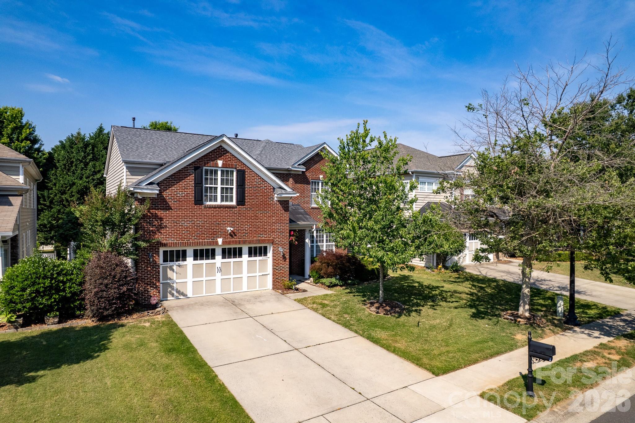 5110 Dragonfly Lane — Charlotte