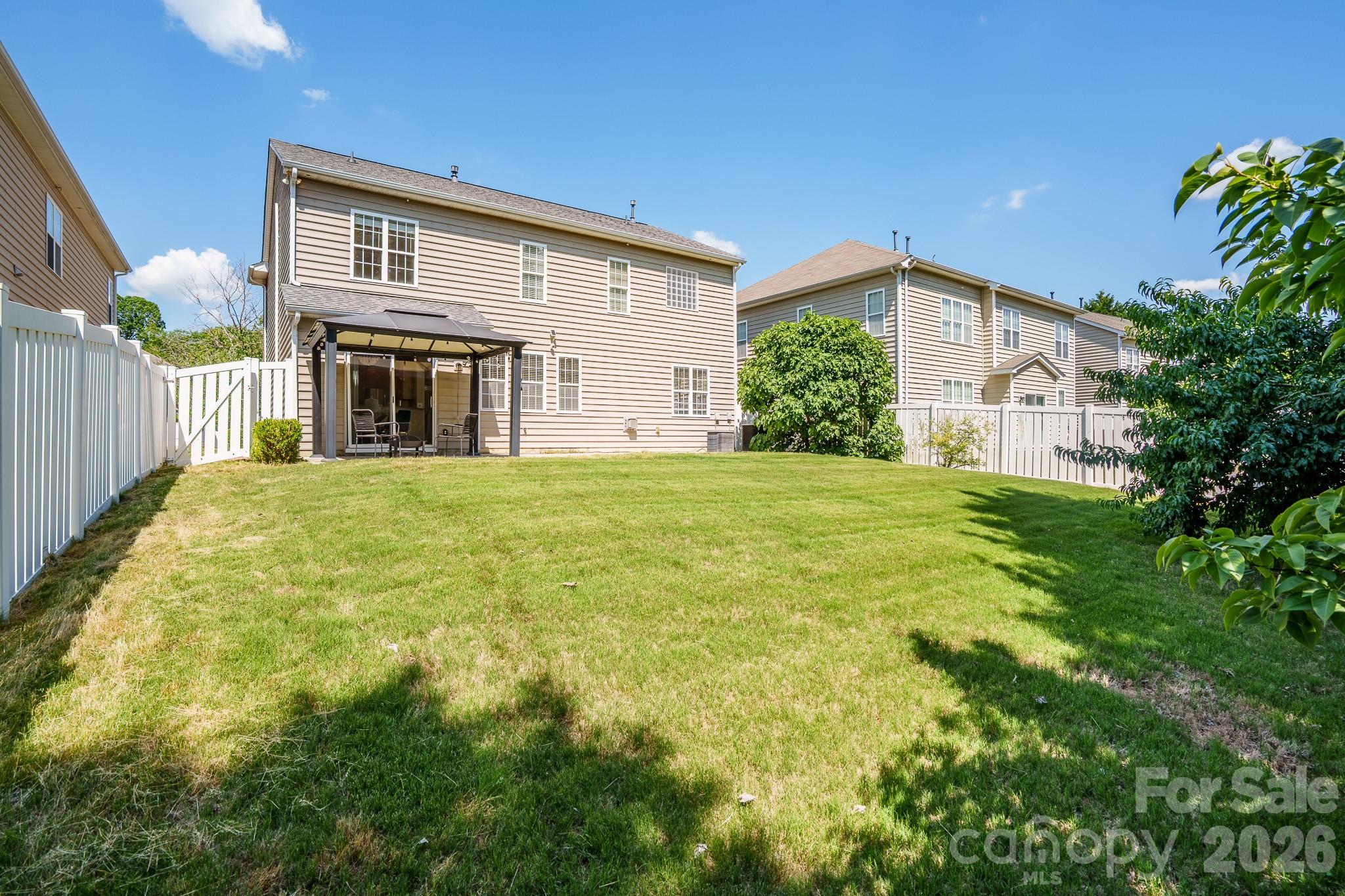 5110 Dragonfly Lane — Charlotte