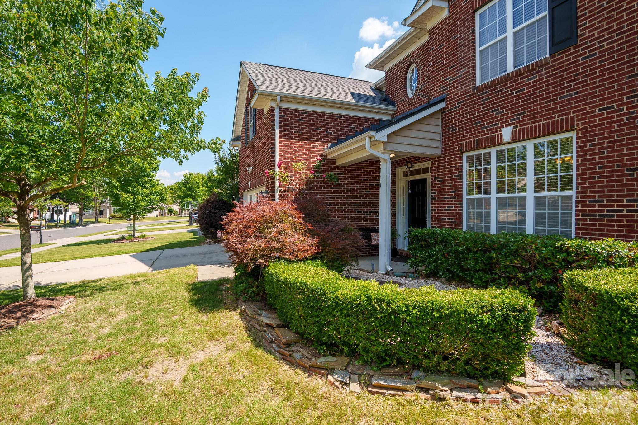 5110 Dragonfly Lane — Charlotte