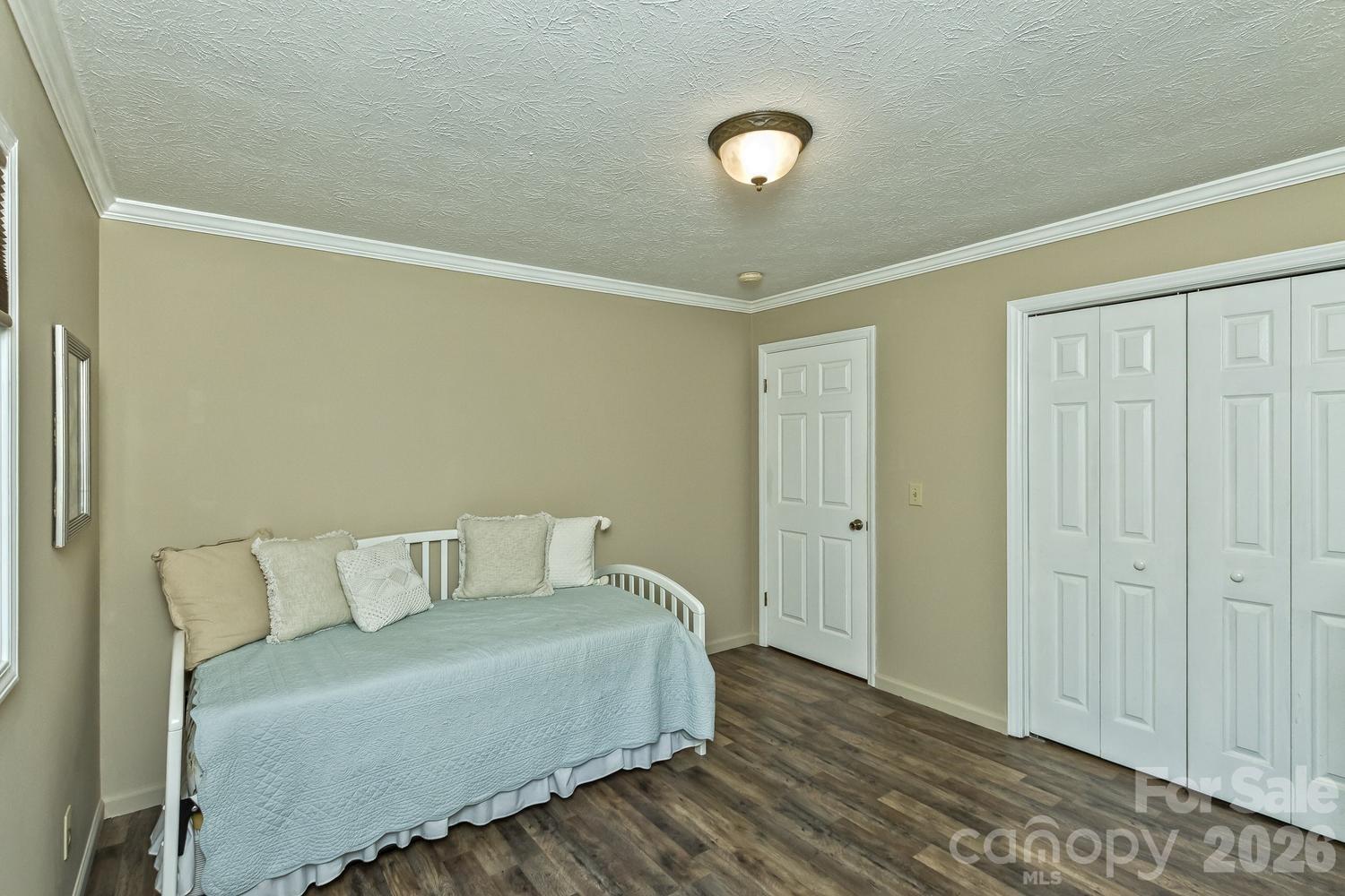 29 S Greenwood Forest Drive — Etowah