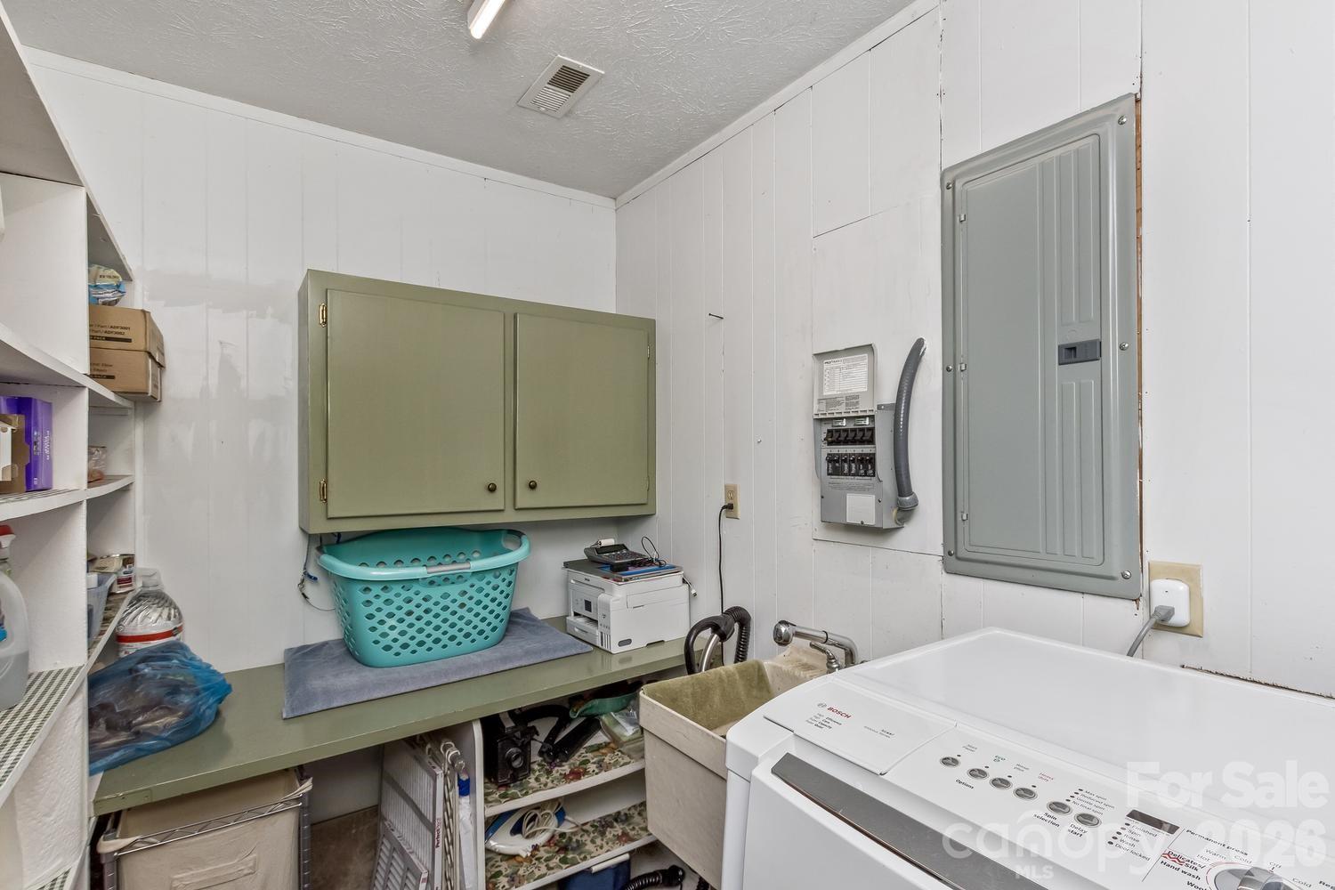 29 S Greenwood Forest Drive — Etowah
