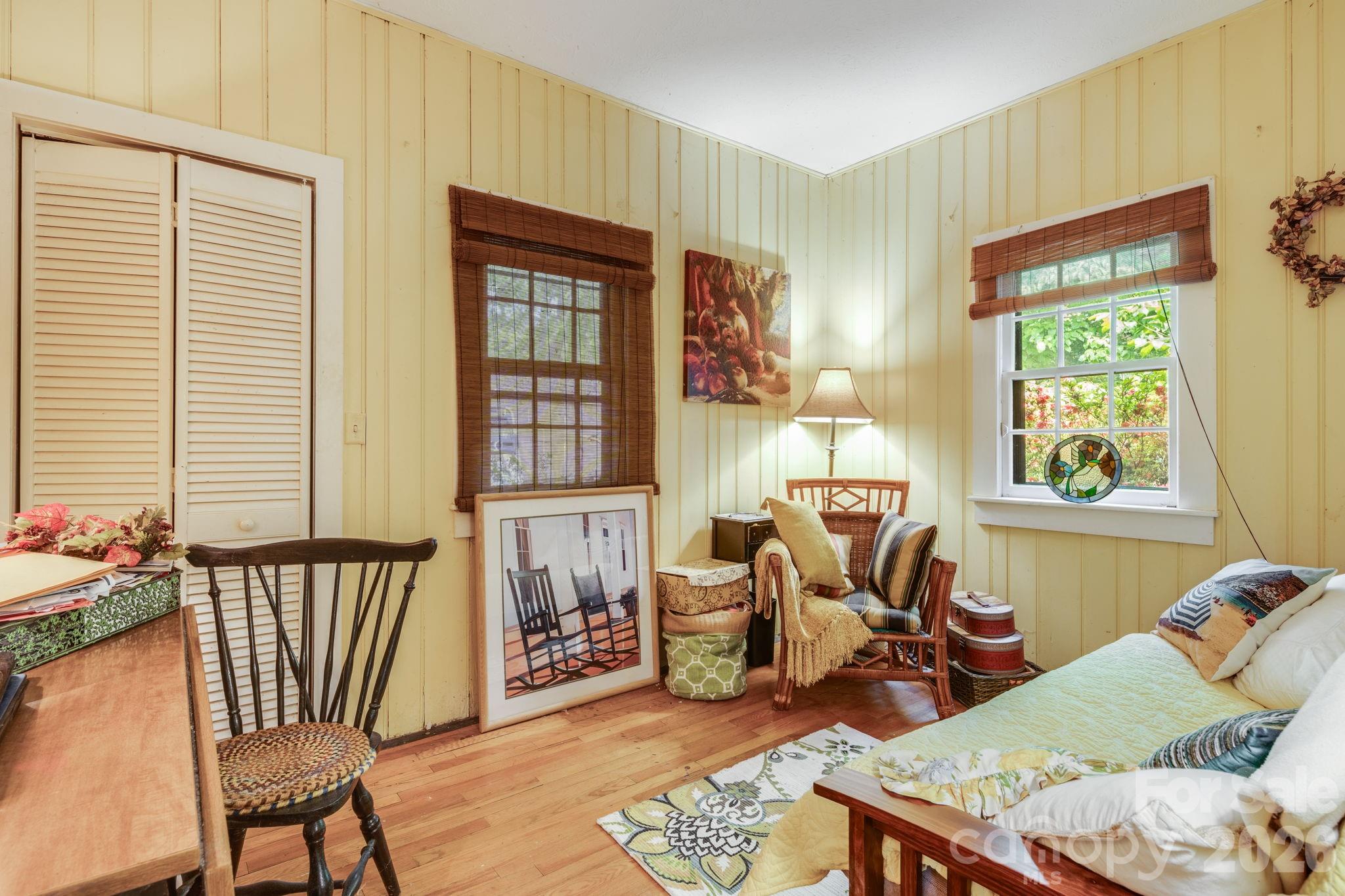 121 Ohara Circle — Hendersonville