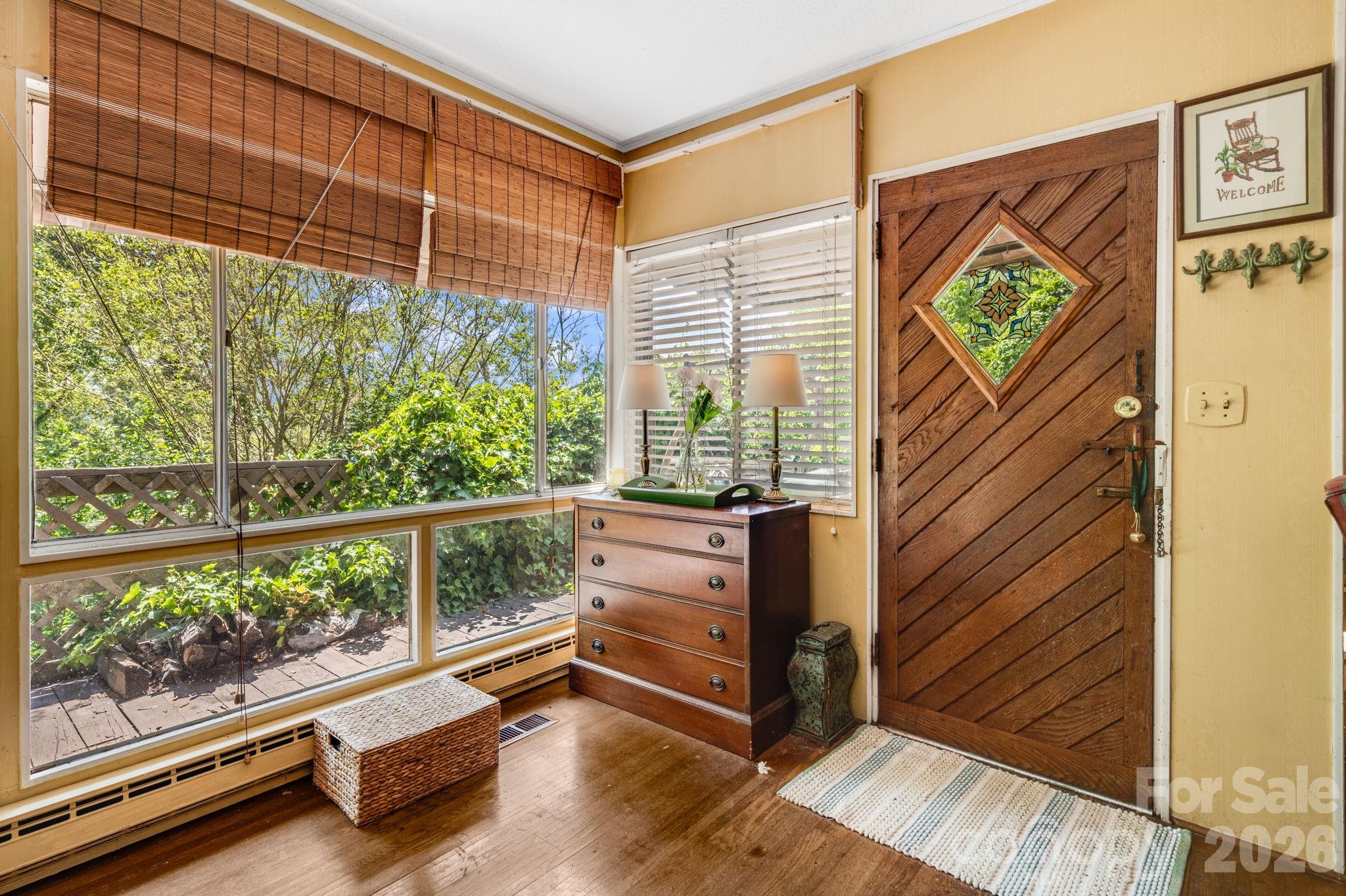 121 Ohara Circle — Hendersonville