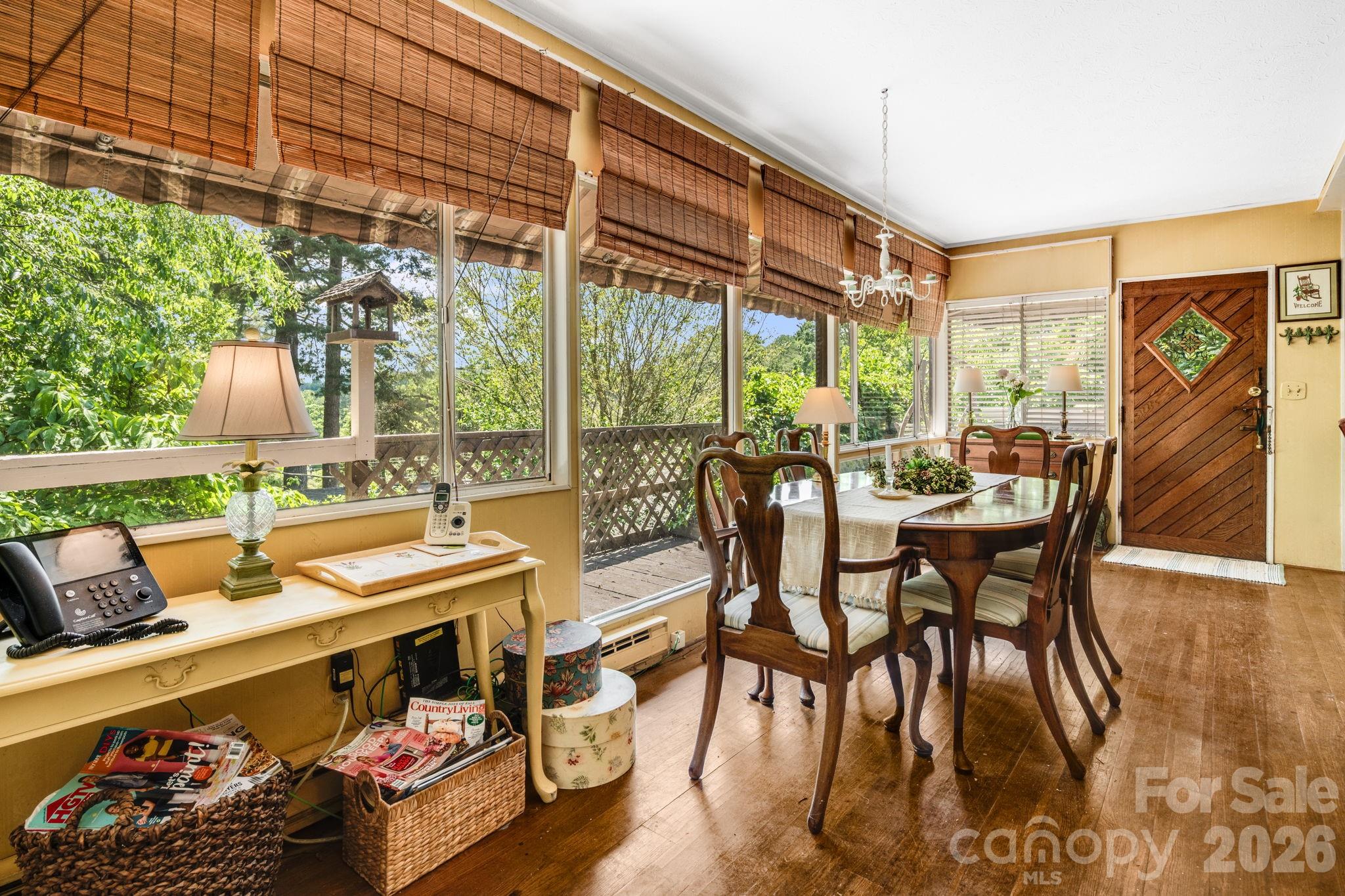 121 Ohara Circle — Hendersonville