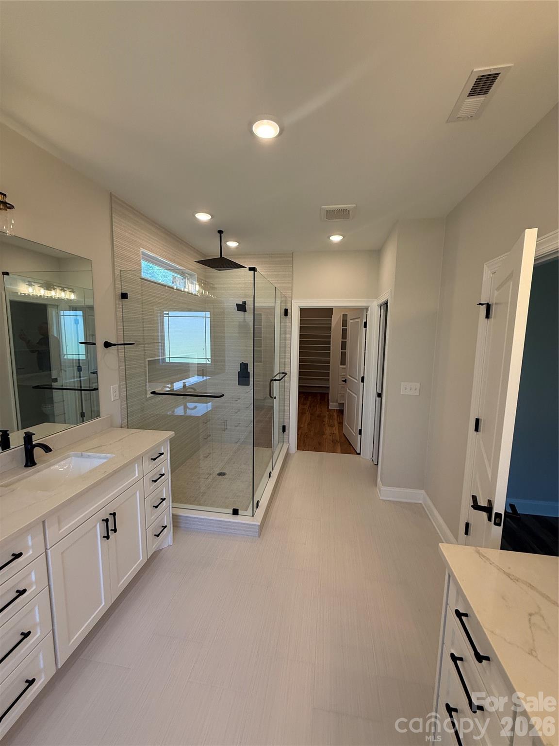 4559 Holly Circle NE — Conover