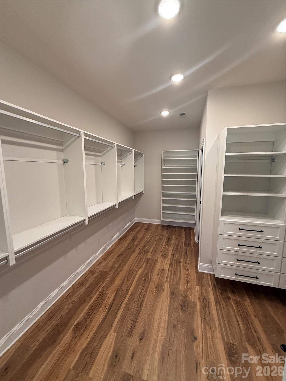 4559 Holly Circle NE — Conover