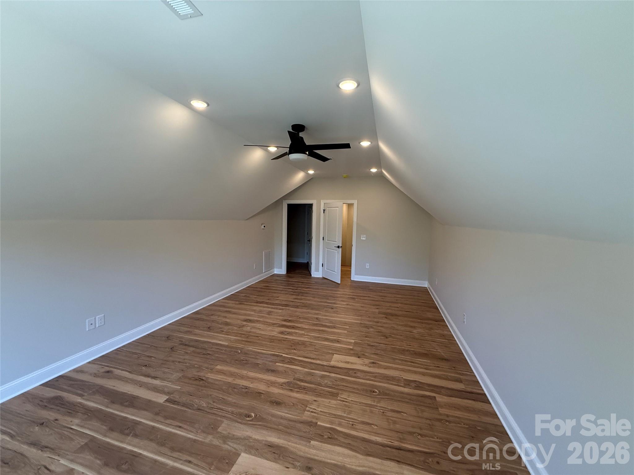 4559 Holly Circle NE — Conover