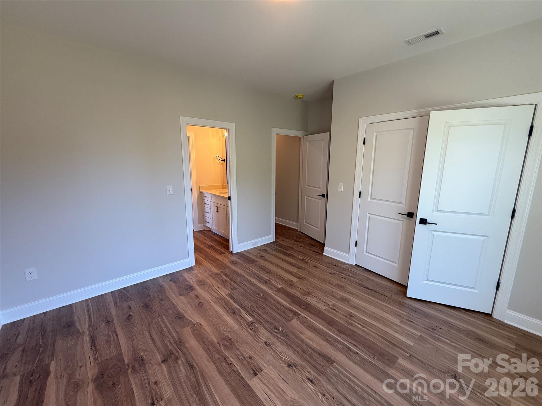 4559 Holly Circle NE — Conover