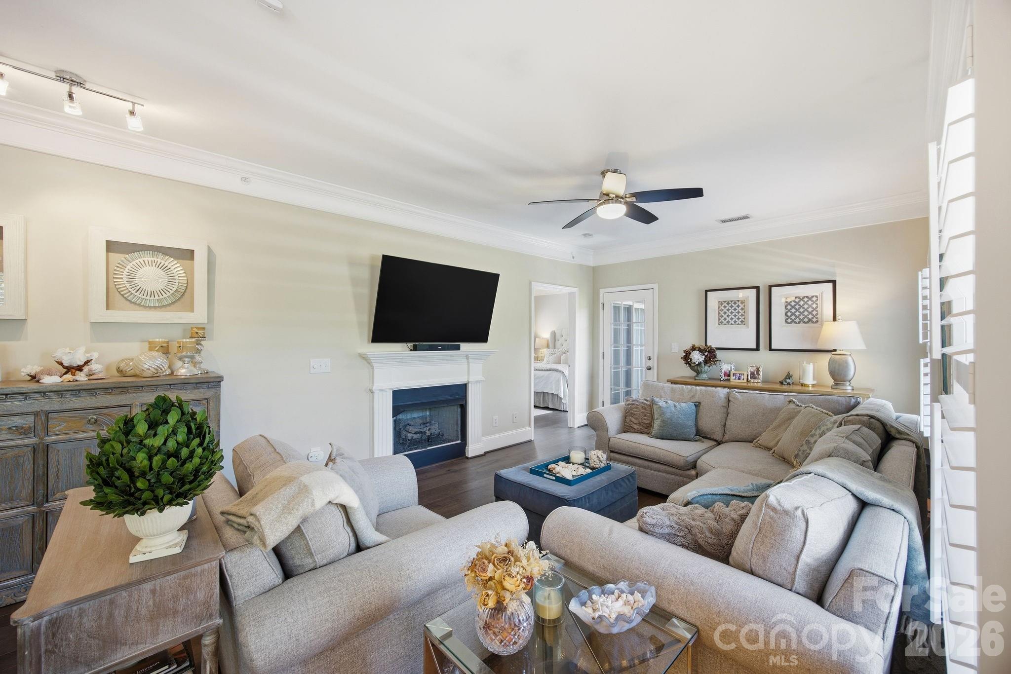 8942 Rosalyn Glen Road — Cornelius