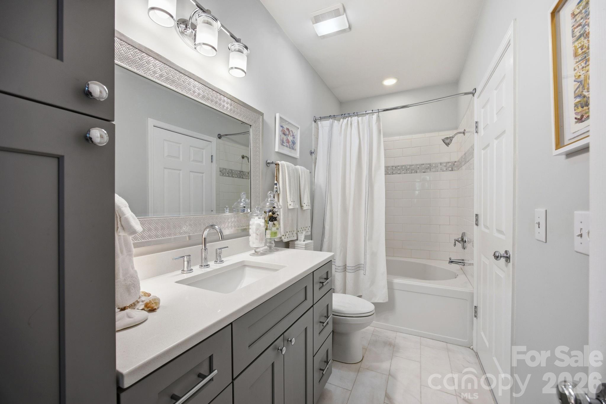 8942 Rosalyn Glen Road — Cornelius