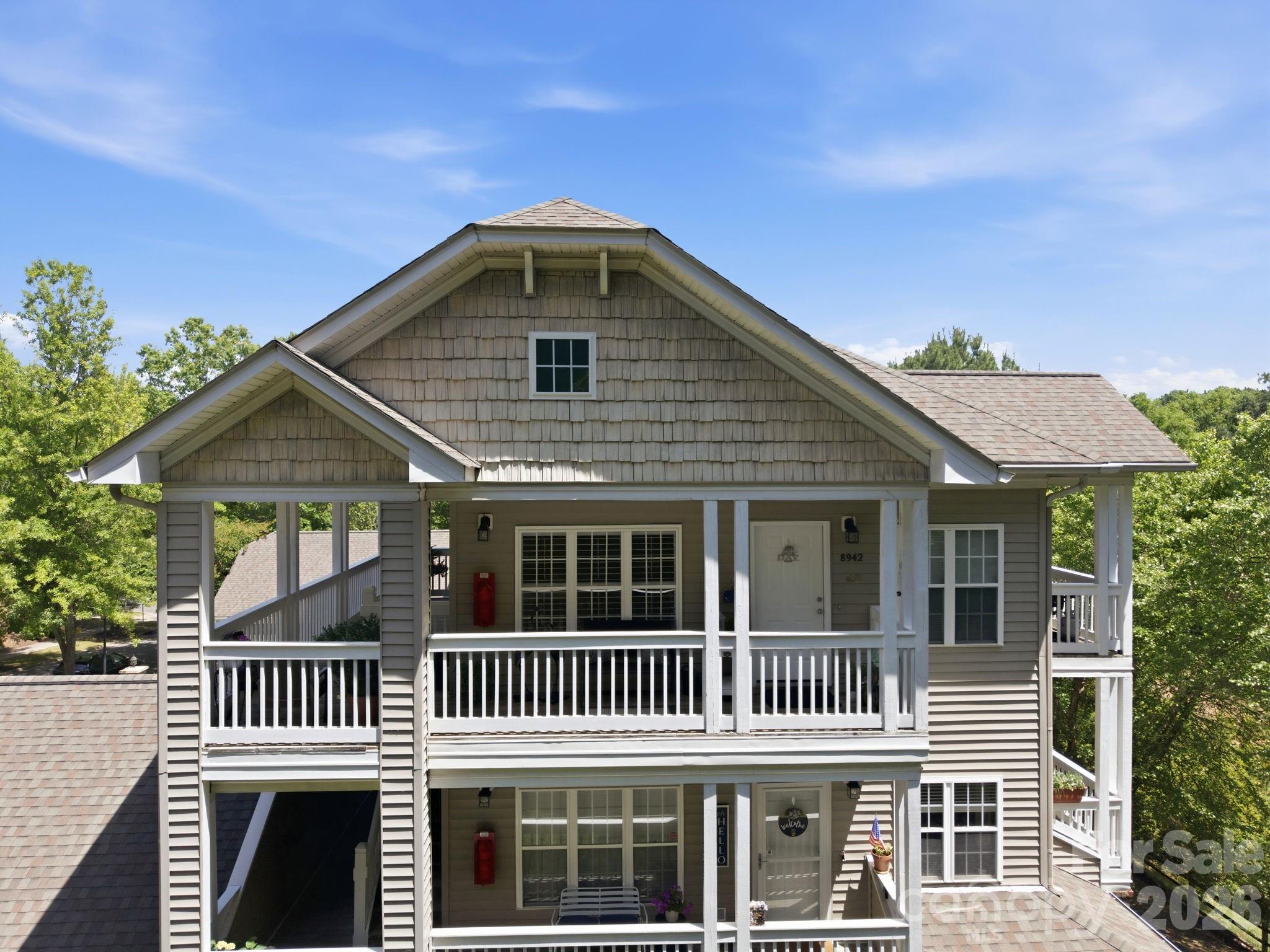 8942 Rosalyn Glen Road — Cornelius