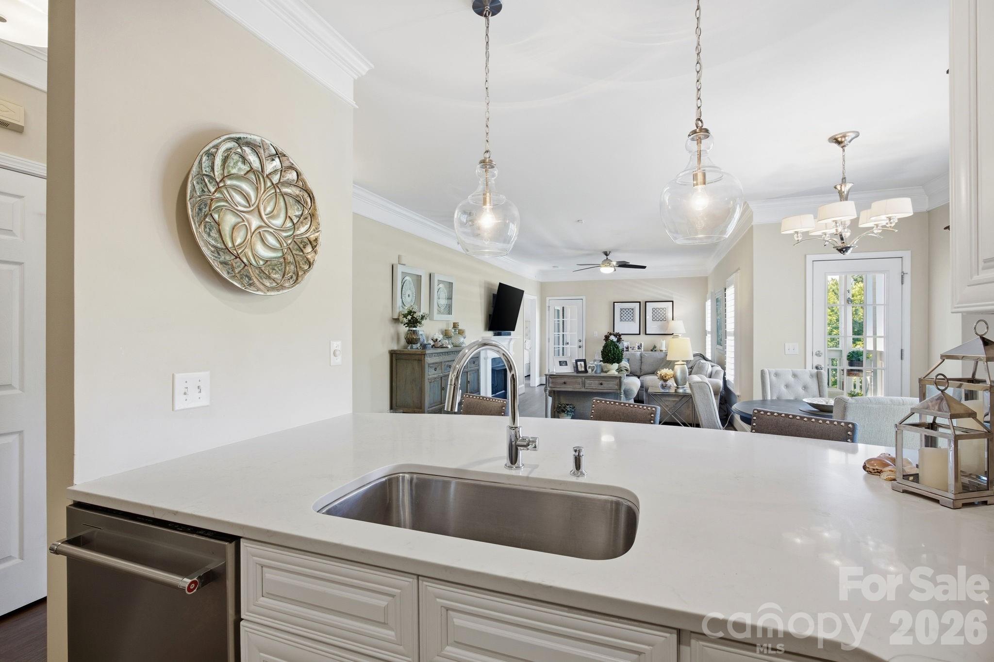8942 Rosalyn Glen Road — Cornelius