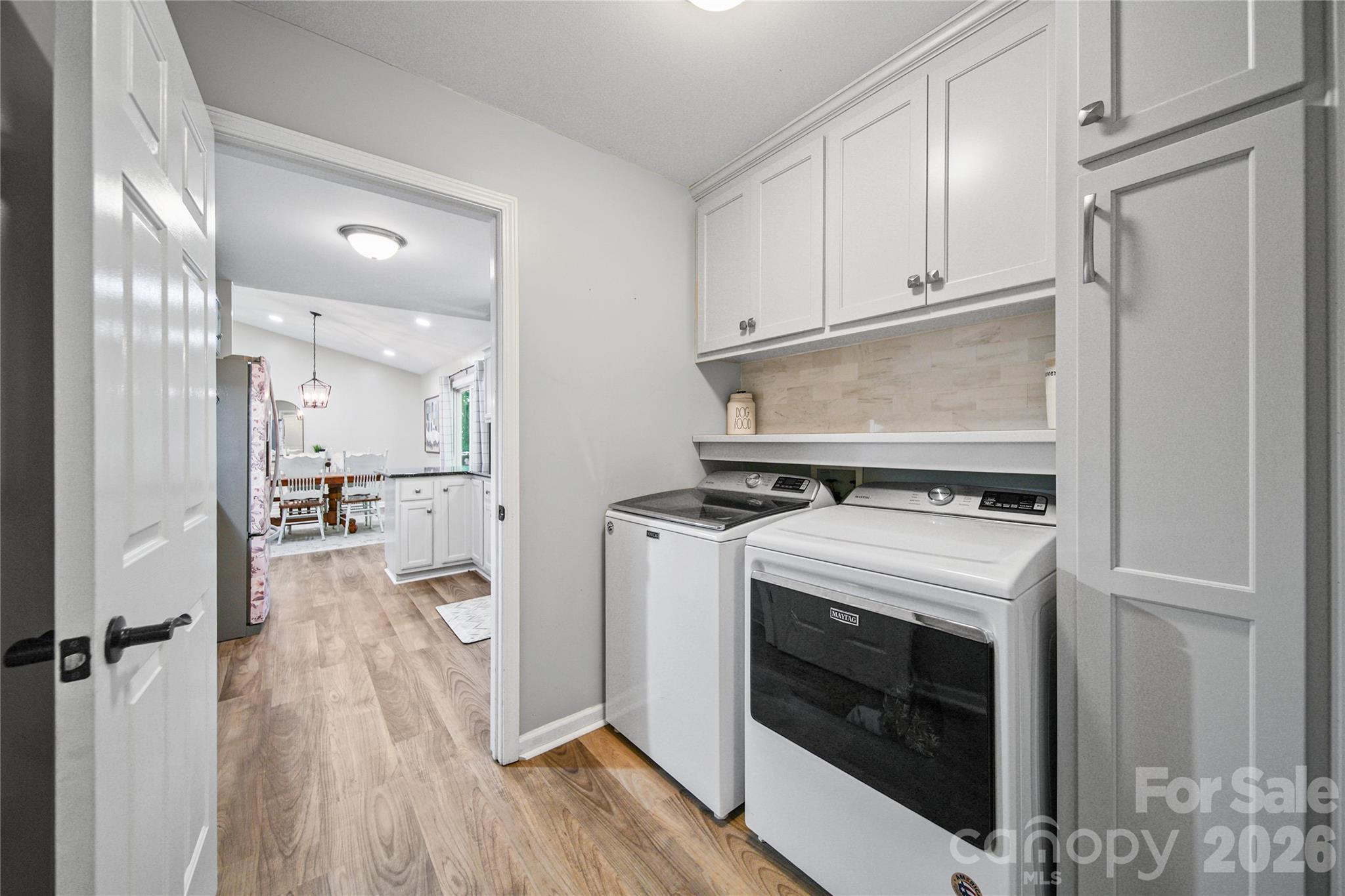 39328 Holly Ridge Road — New London