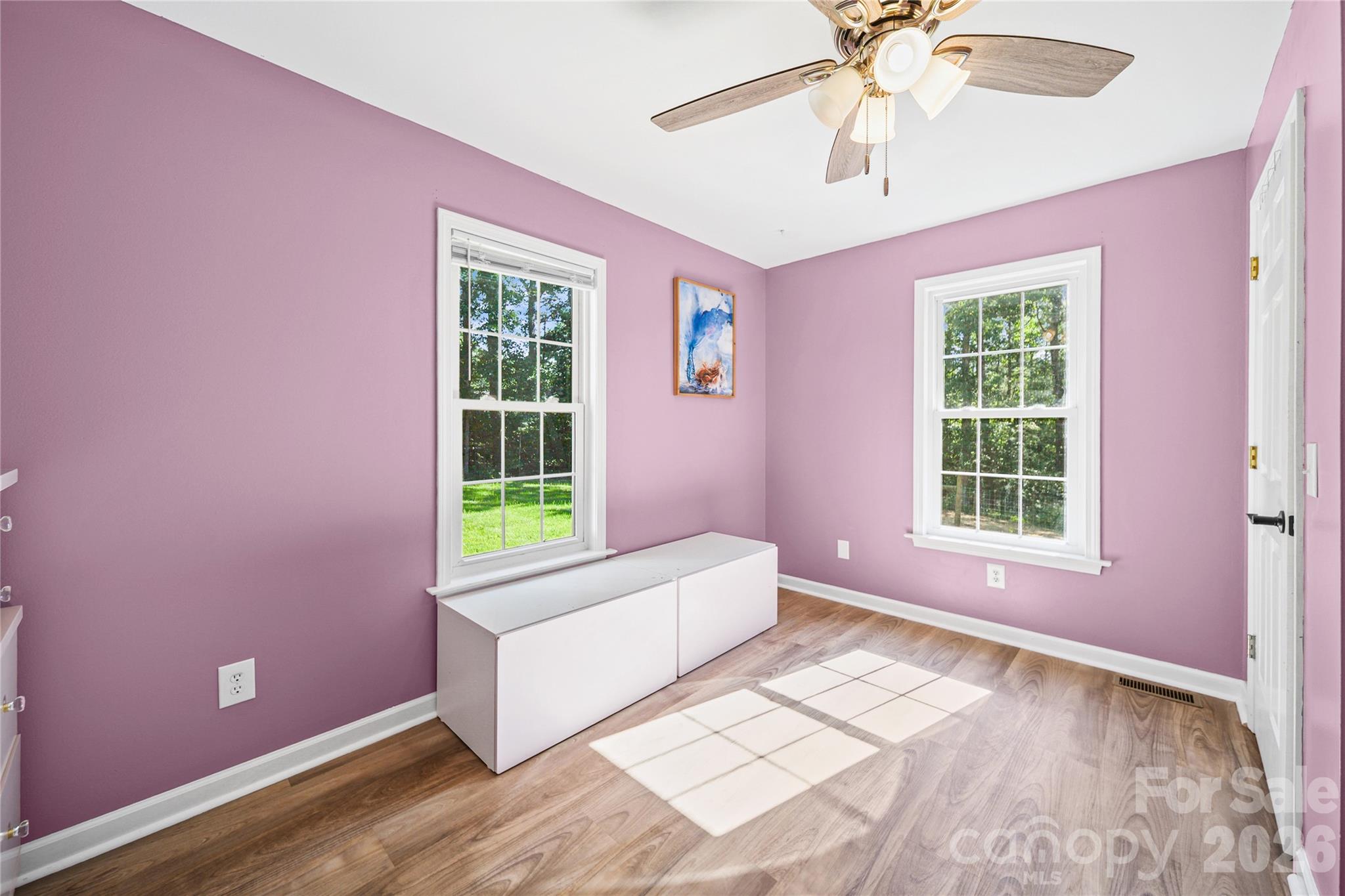 39328 Holly Ridge Road — New London
