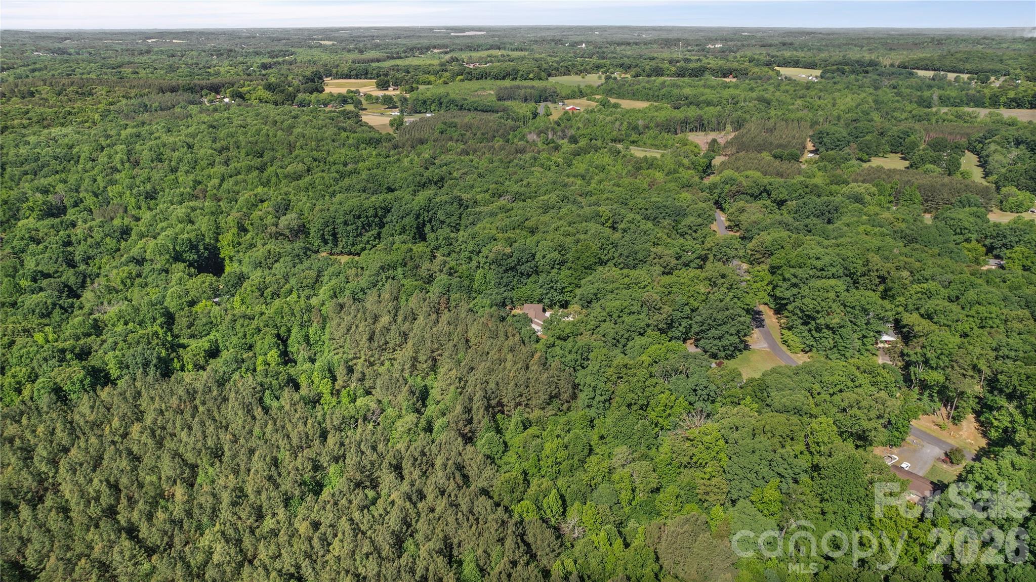 39328 Holly Ridge Road — New London