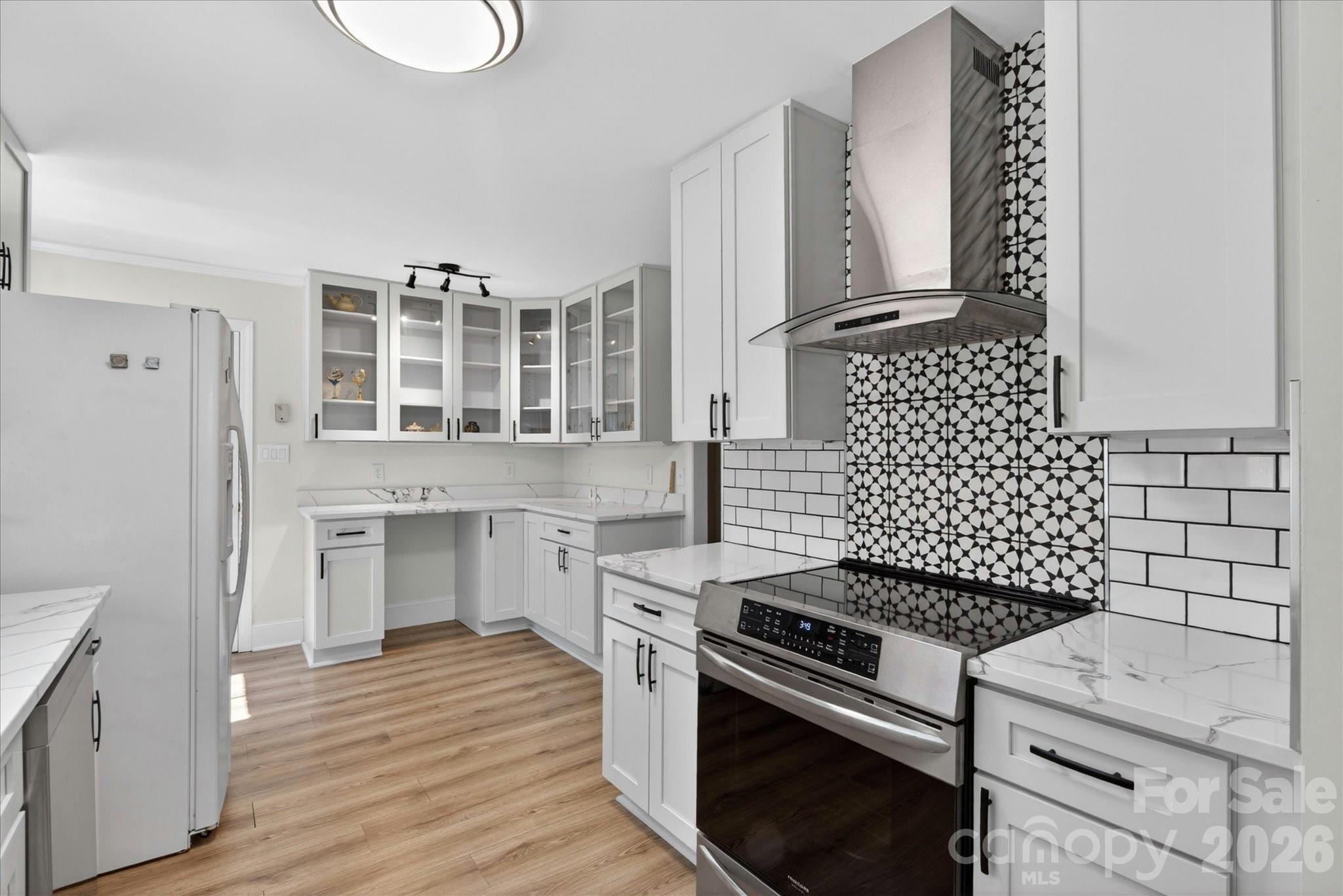 2645 Walker Road — Matthews