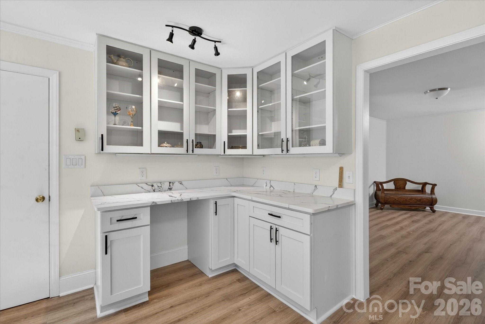 2645 Walker Road — Matthews