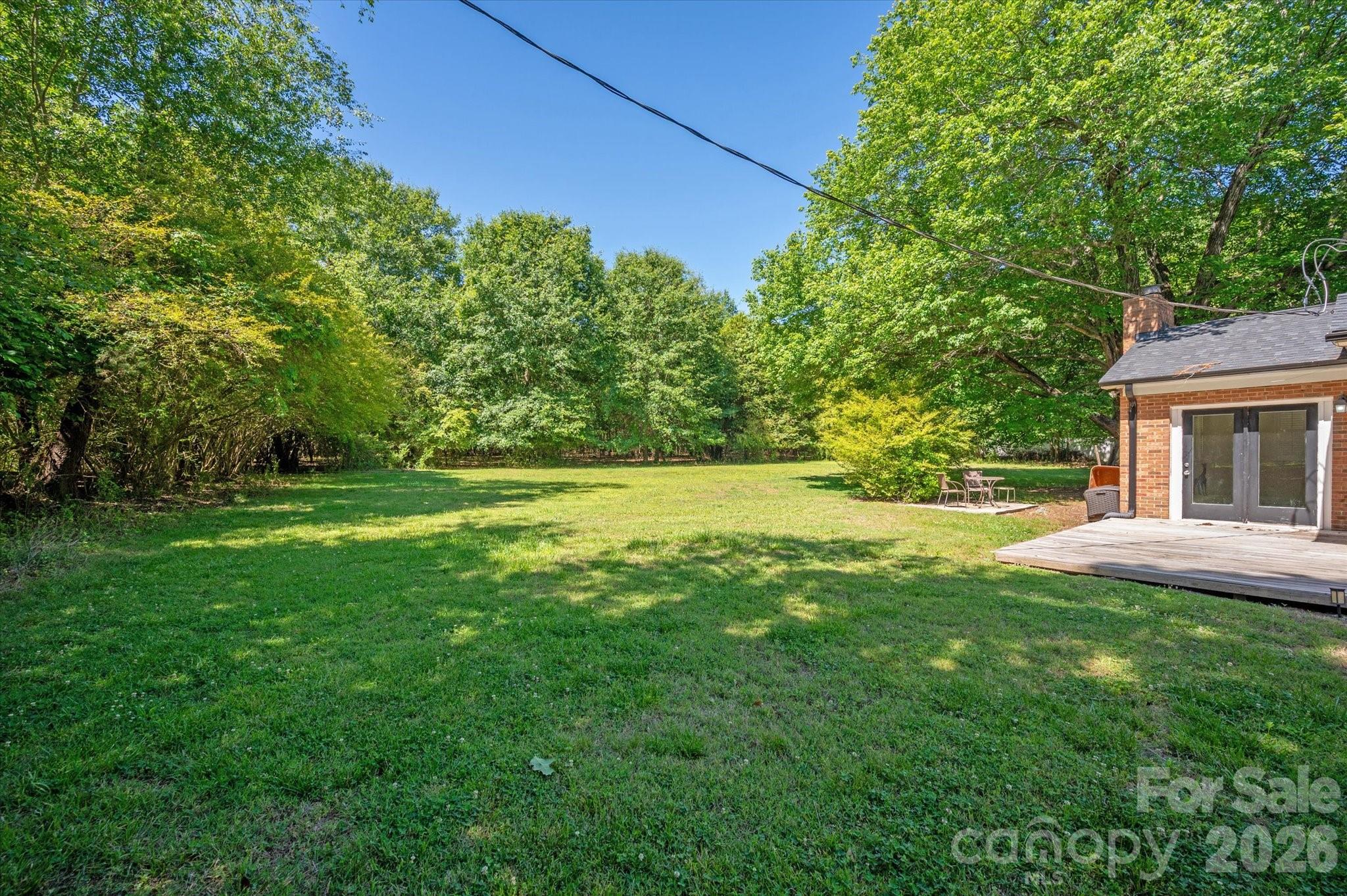 2645 Walker Road — Matthews