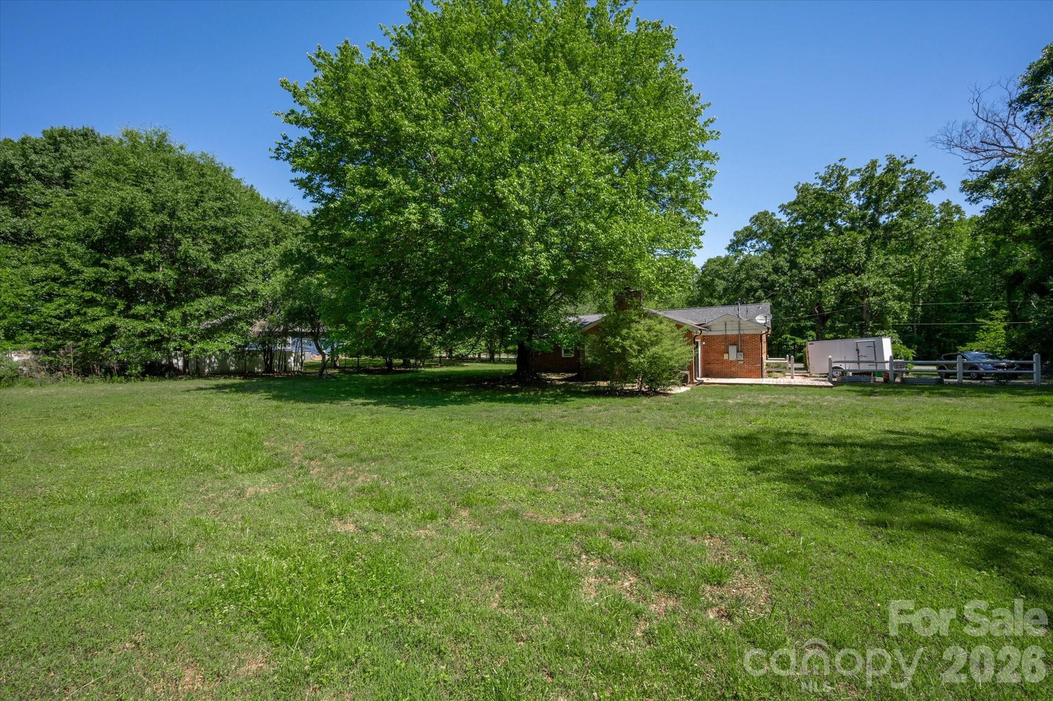 2645 Walker Road — Matthews