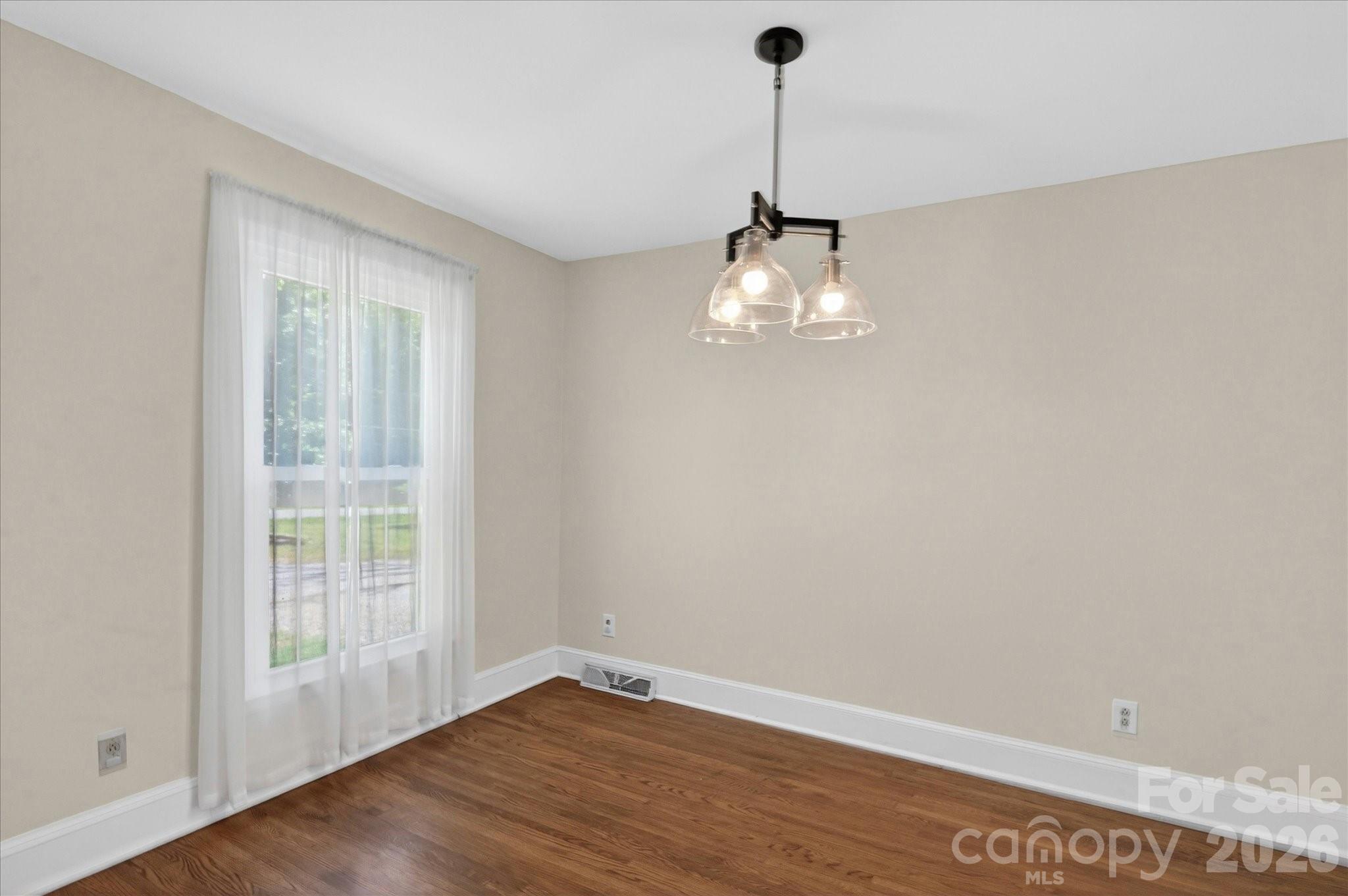 2645 Walker Road — Matthews