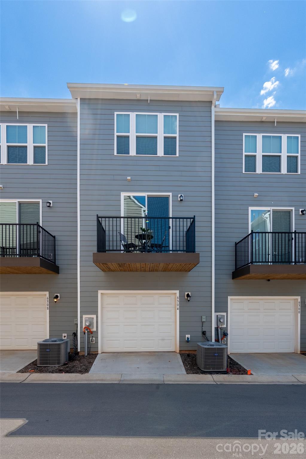 6304 Cleburne Court — Charlotte