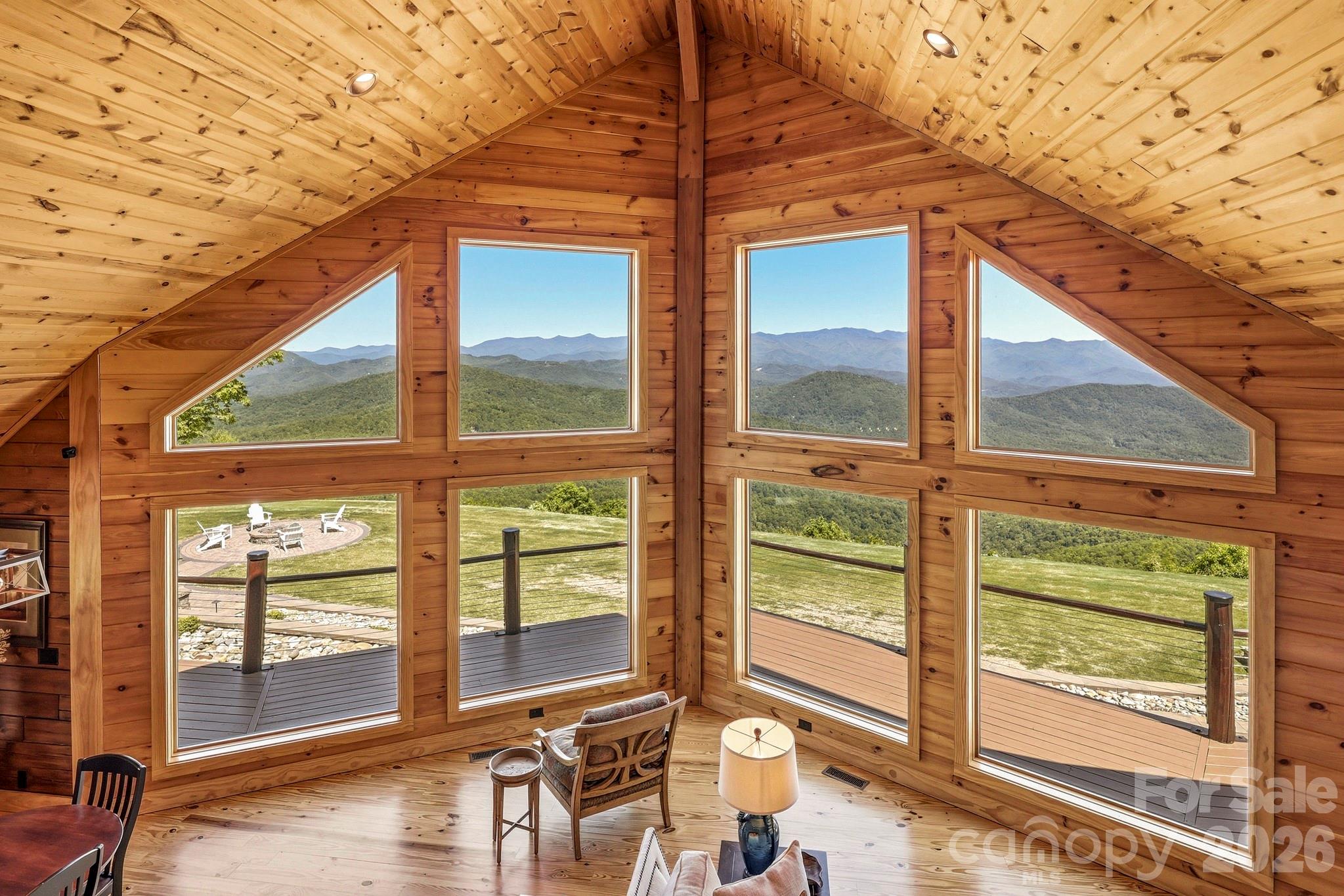 139 High Cliffs Trail — Black Mountain