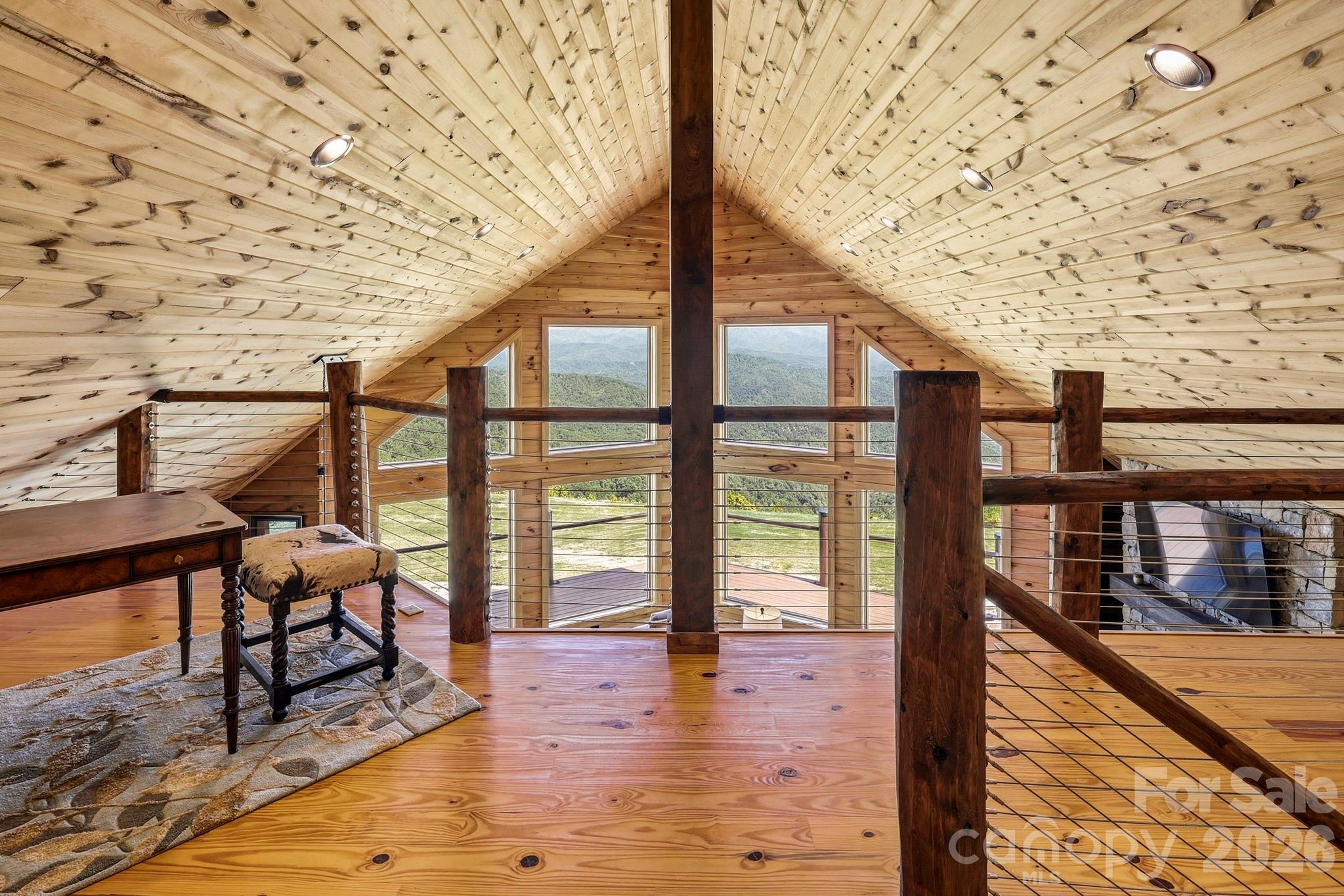 139 High Cliffs Trail — Black Mountain
