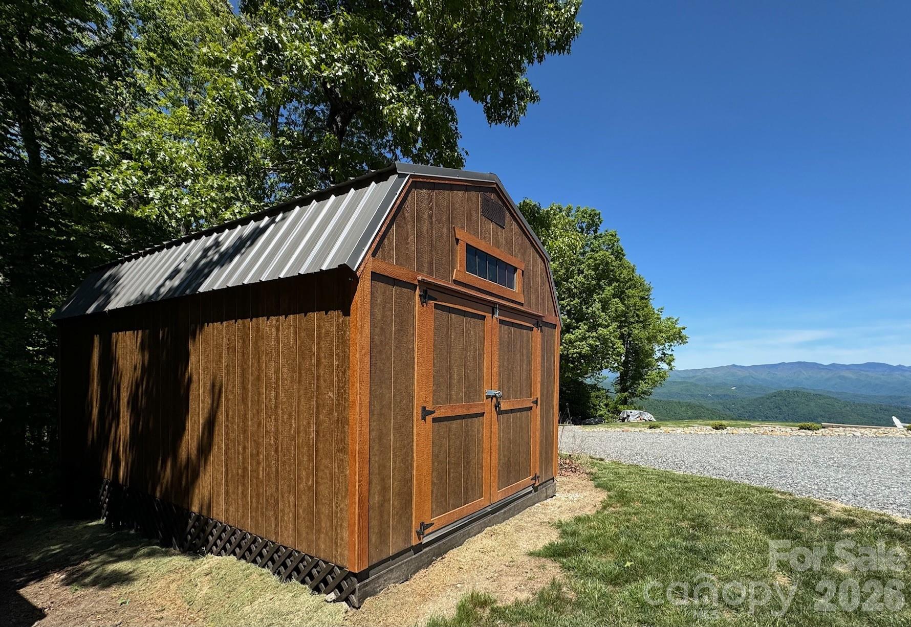 139 High Cliffs Trail — Black Mountain