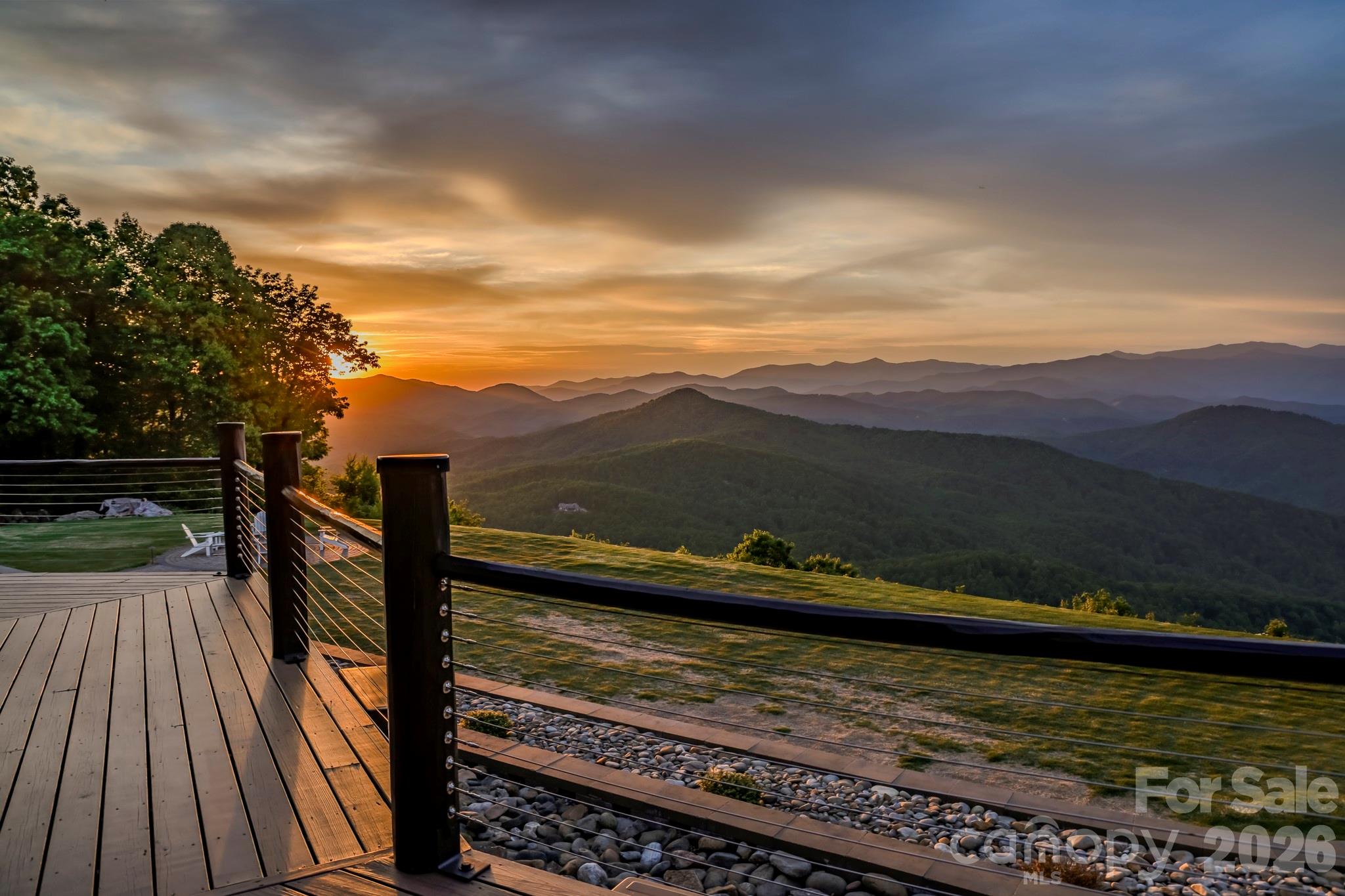 139 High Cliffs Trail — Black Mountain