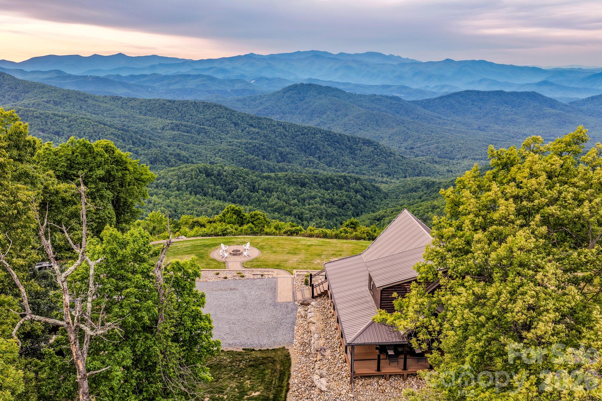 139 High Cliffs Trail — Black Mountain
