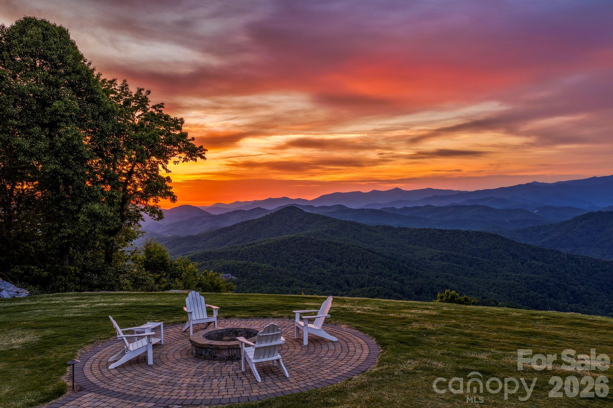 139 High Cliffs Trail — Black Mountain
