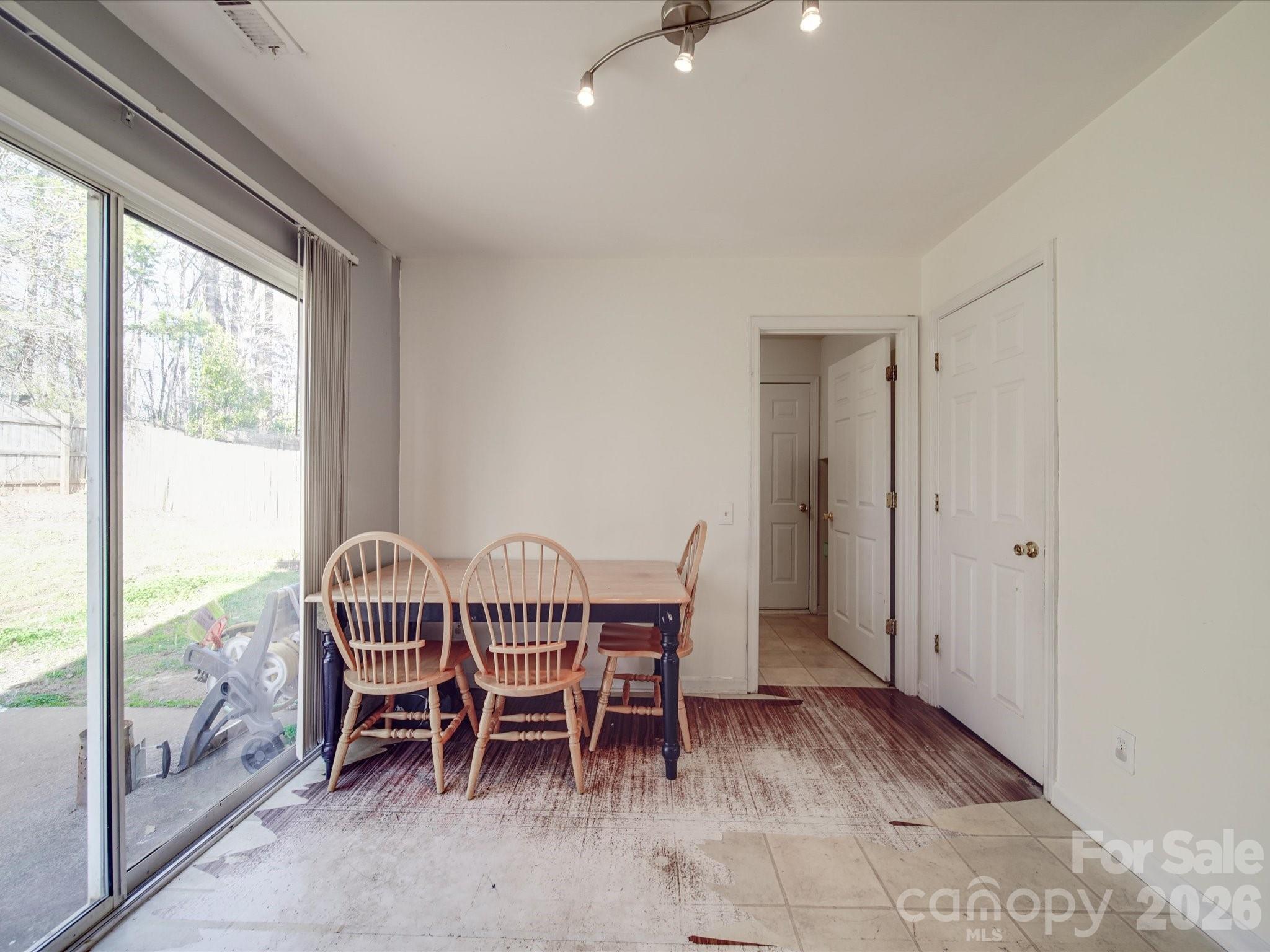 5414 Peachwood Drive — Charlotte