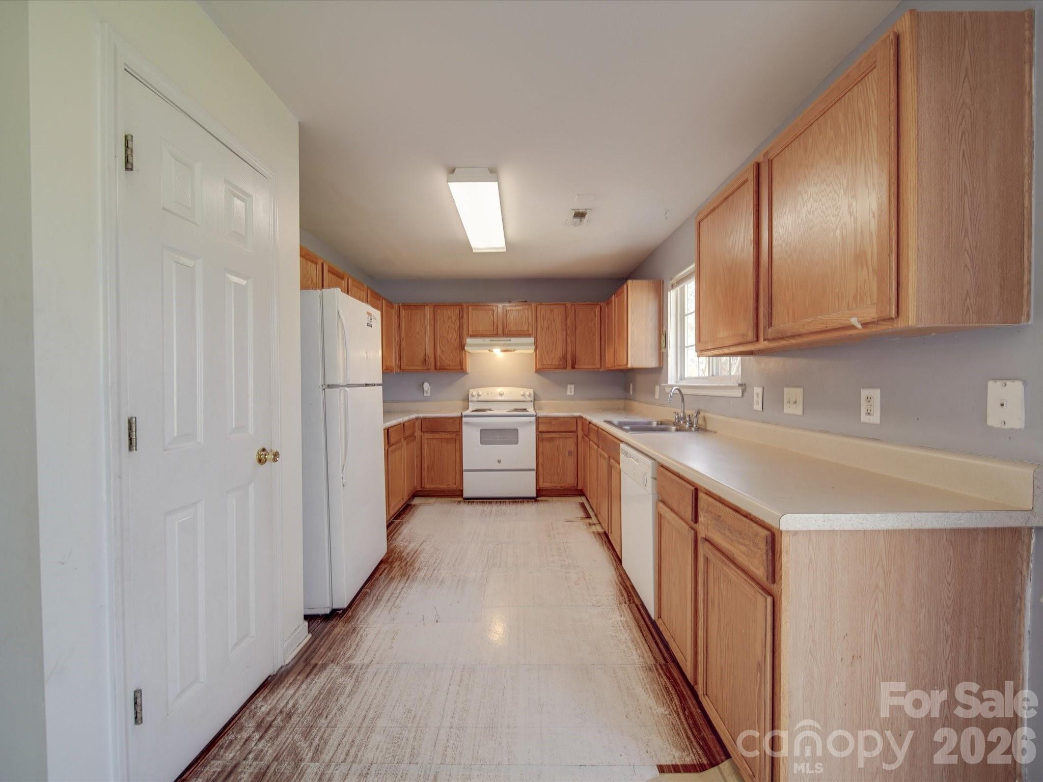 5414 Peachwood Drive — Charlotte
