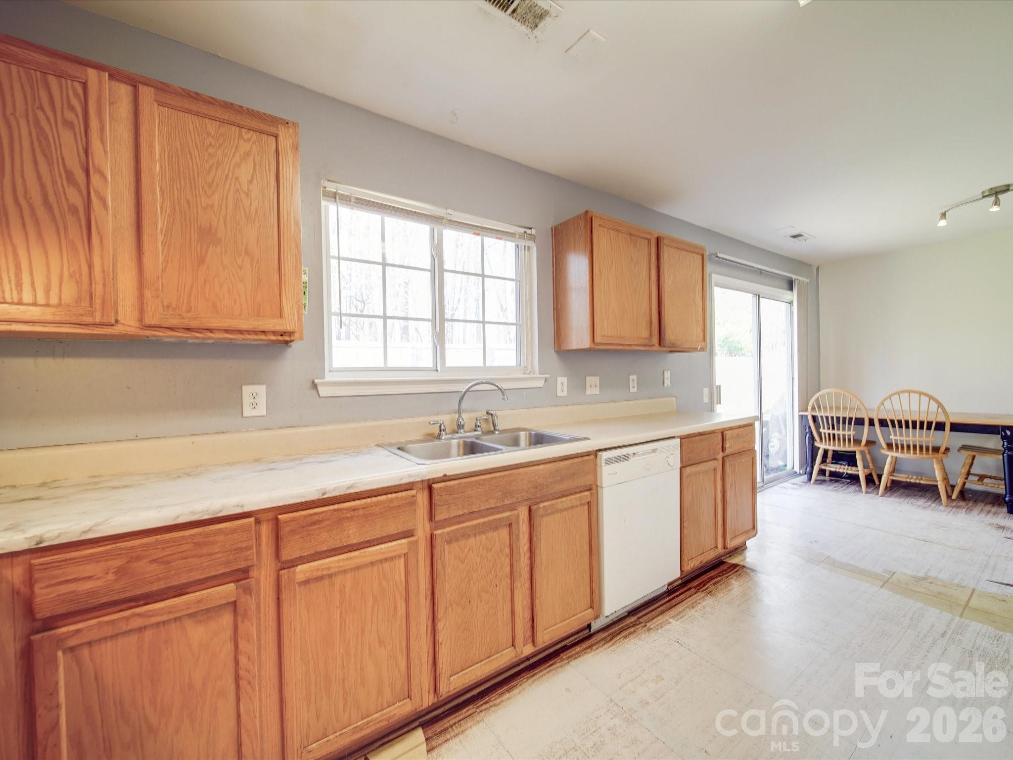 5414 Peachwood Drive — Charlotte