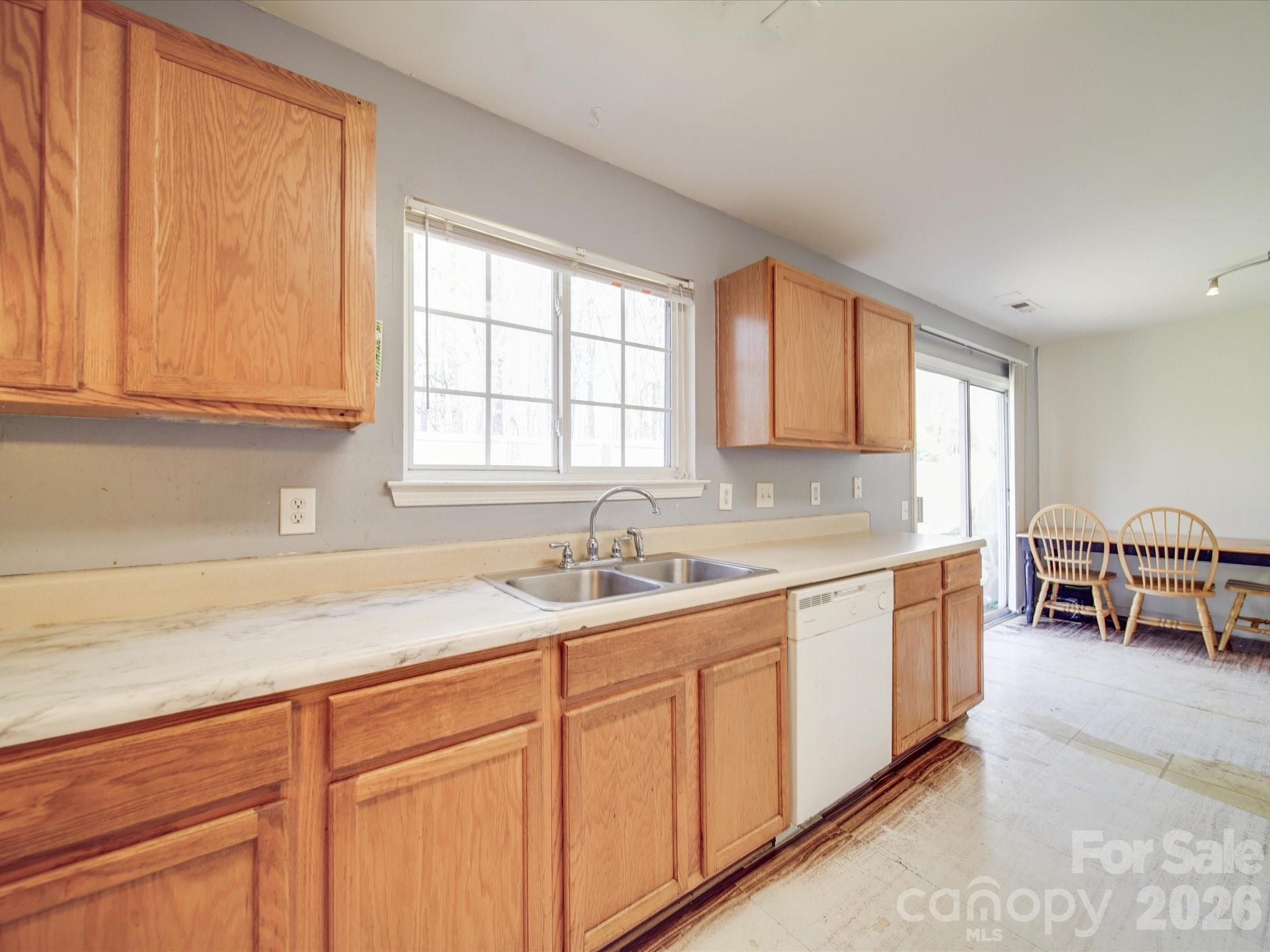 5414 Peachwood Drive — Charlotte