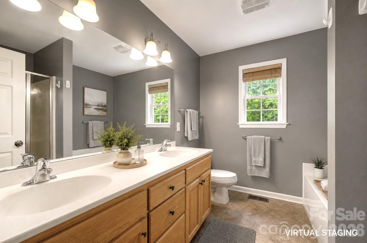 255 Tanager Drive — York