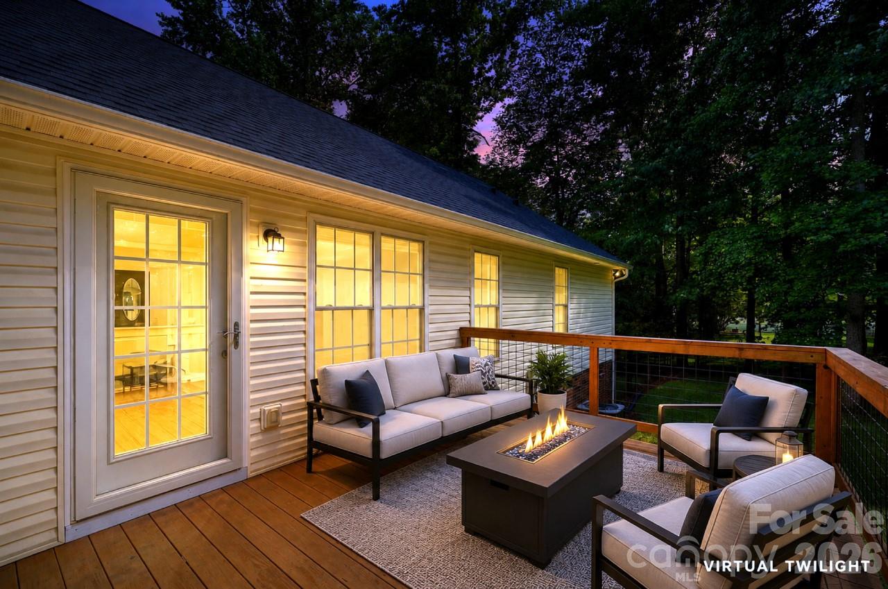 255 Tanager Drive — York