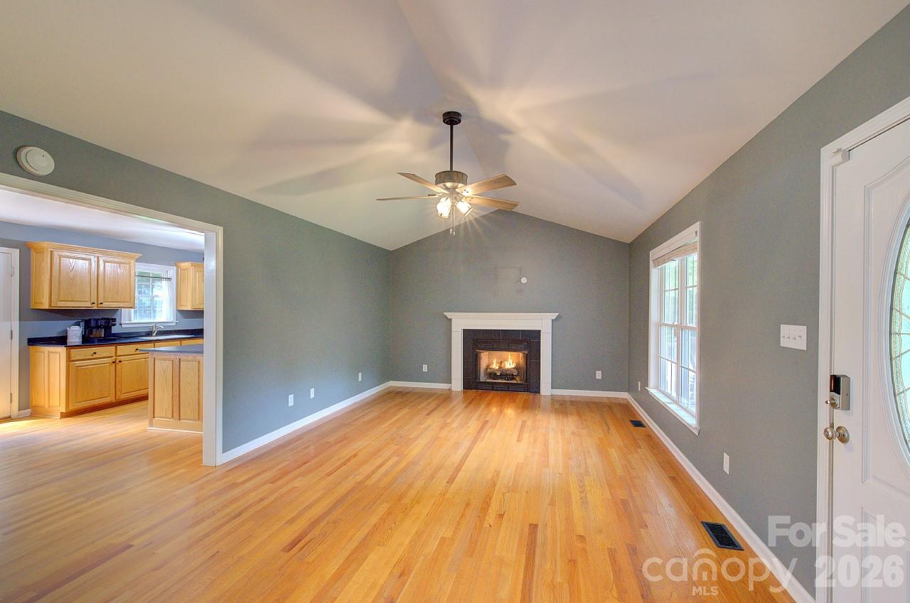 255 Tanager Drive — York