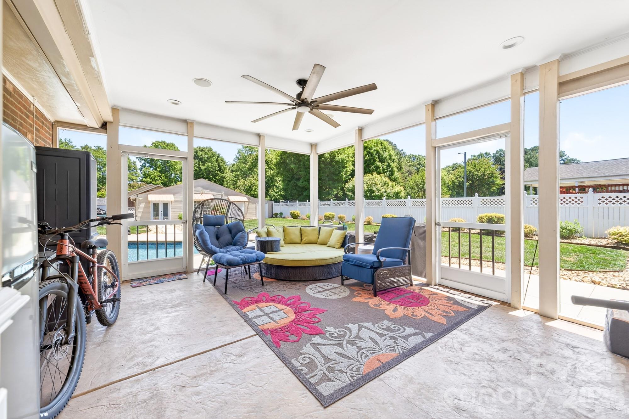 2402 Malotte Lane — Gastonia