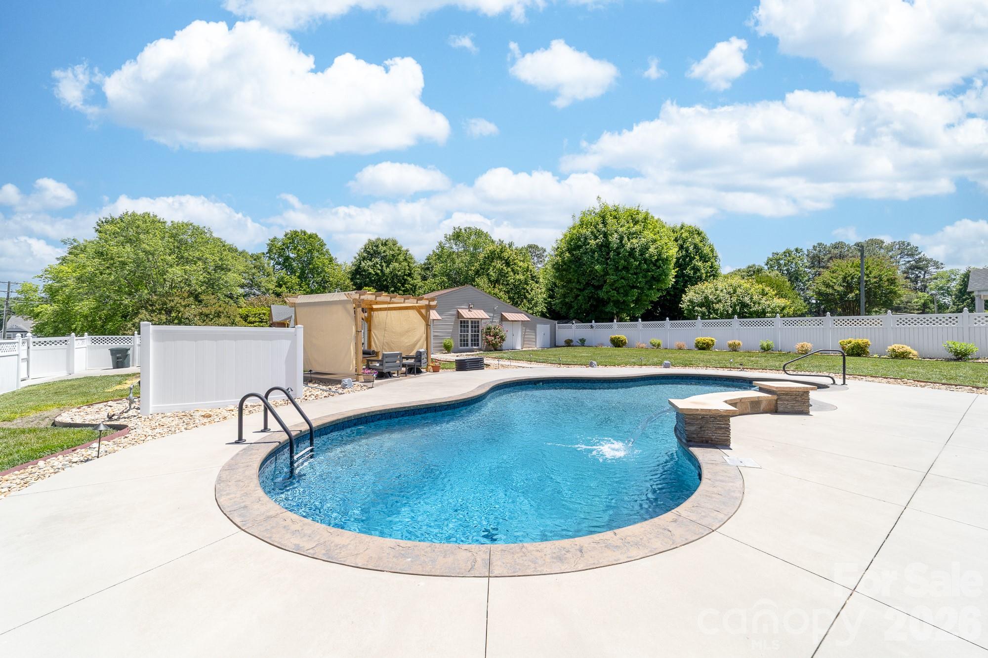 2402 Malotte Lane — Gastonia