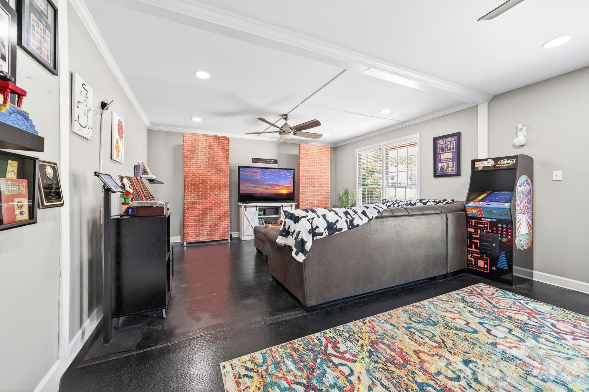 2402 Malotte Lane — Gastonia