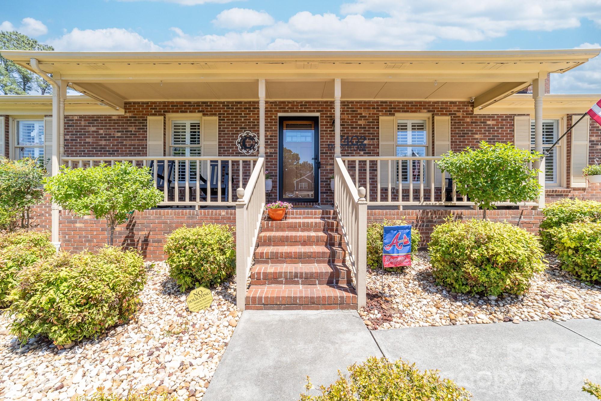 2402 Malotte Lane — Gastonia