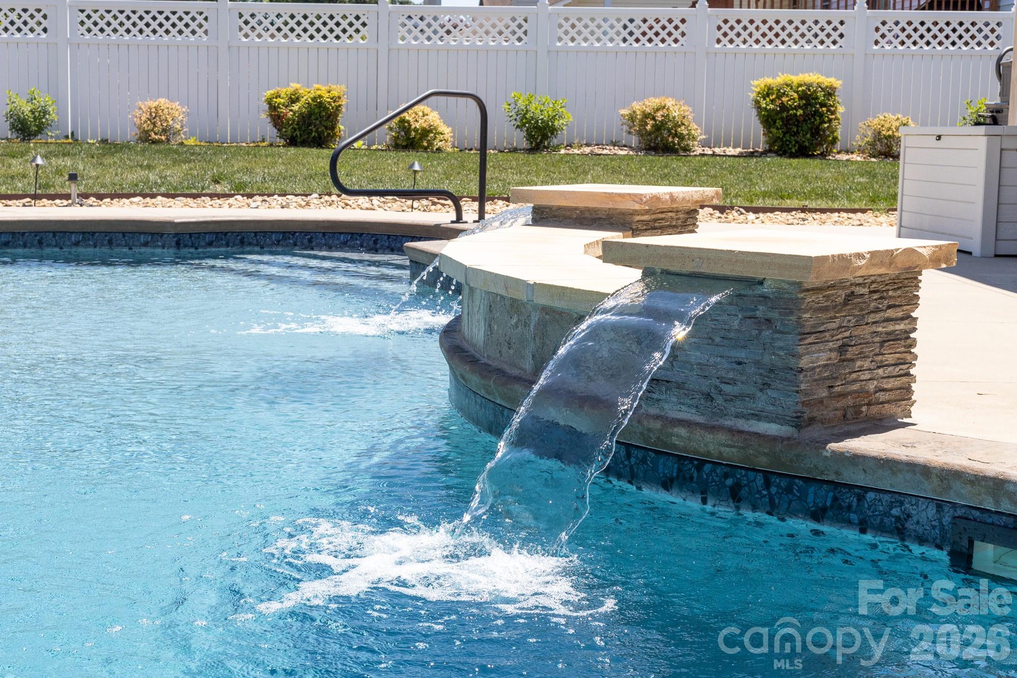 2402 Malotte Lane — Gastonia