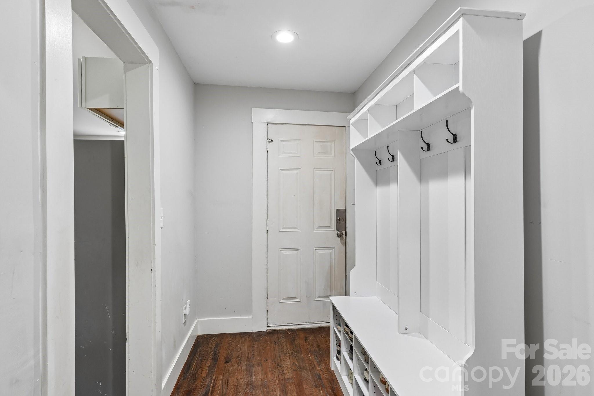 1824 Double Oaks Road — Charlotte