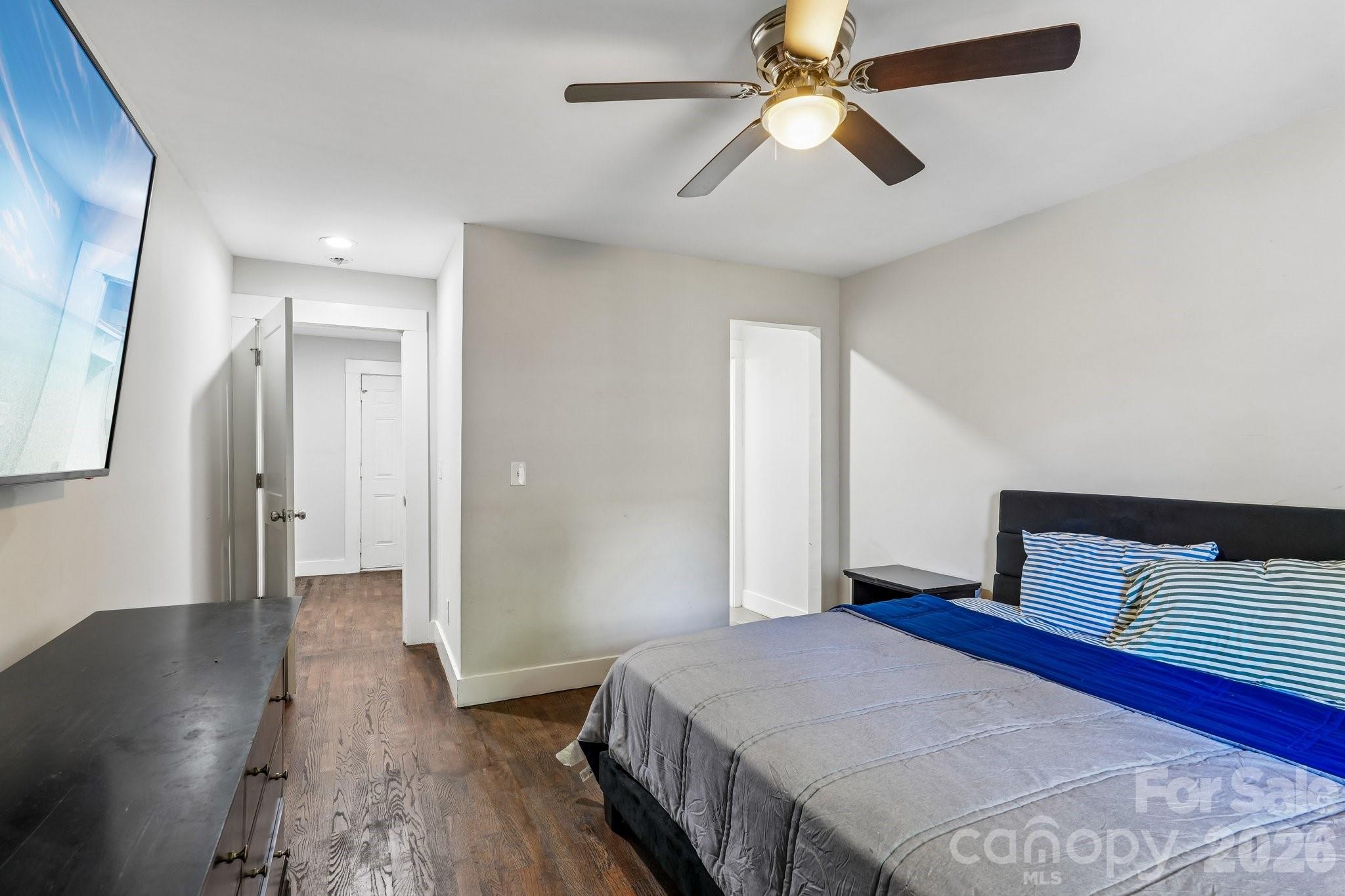 1824 Double Oaks Road — Charlotte
