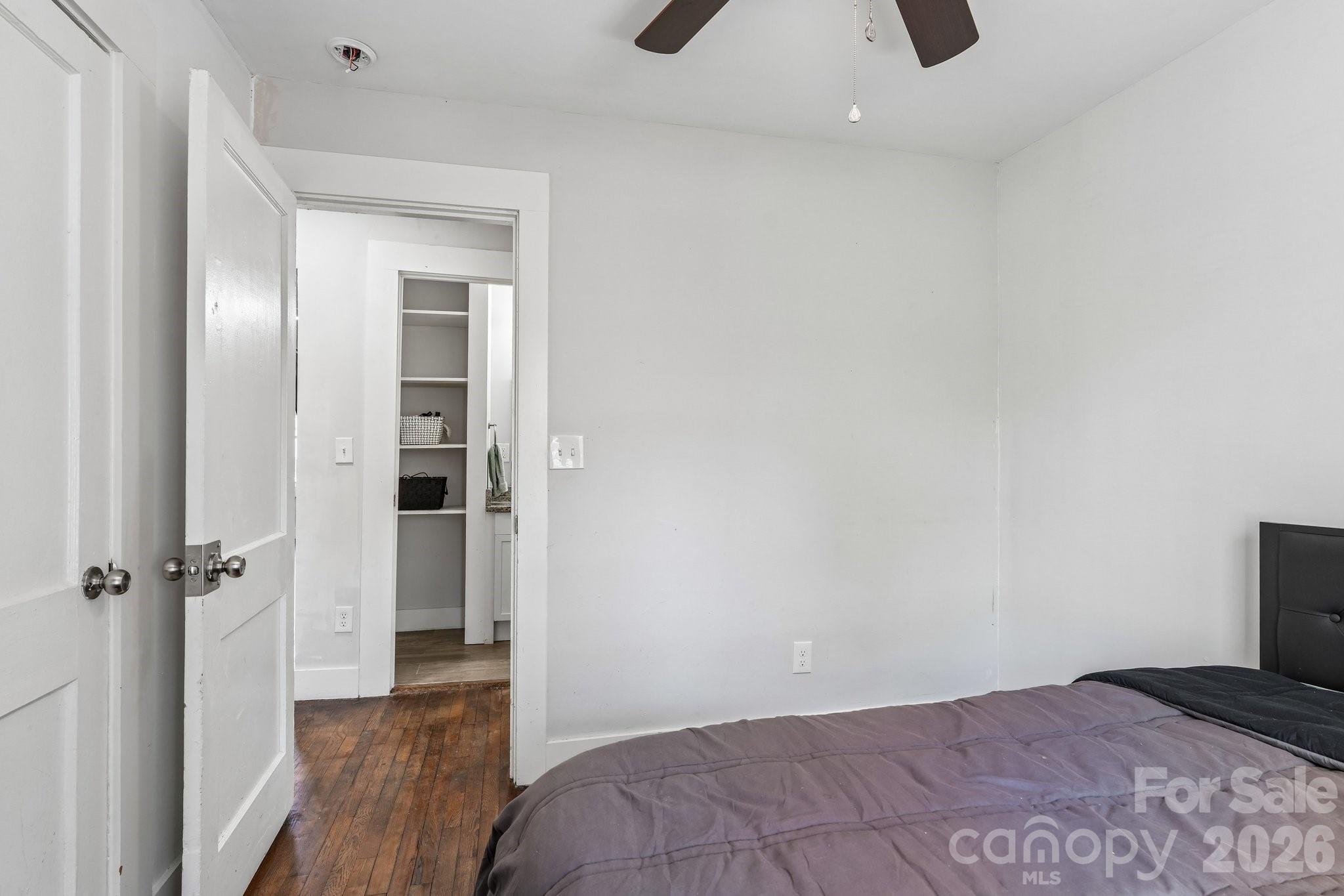 1824 Double Oaks Road — Charlotte