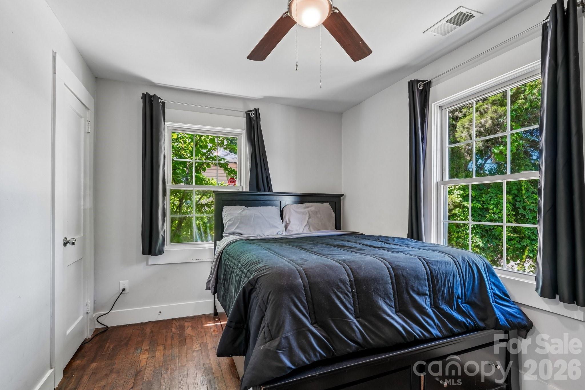 1824 Double Oaks Road — Charlotte