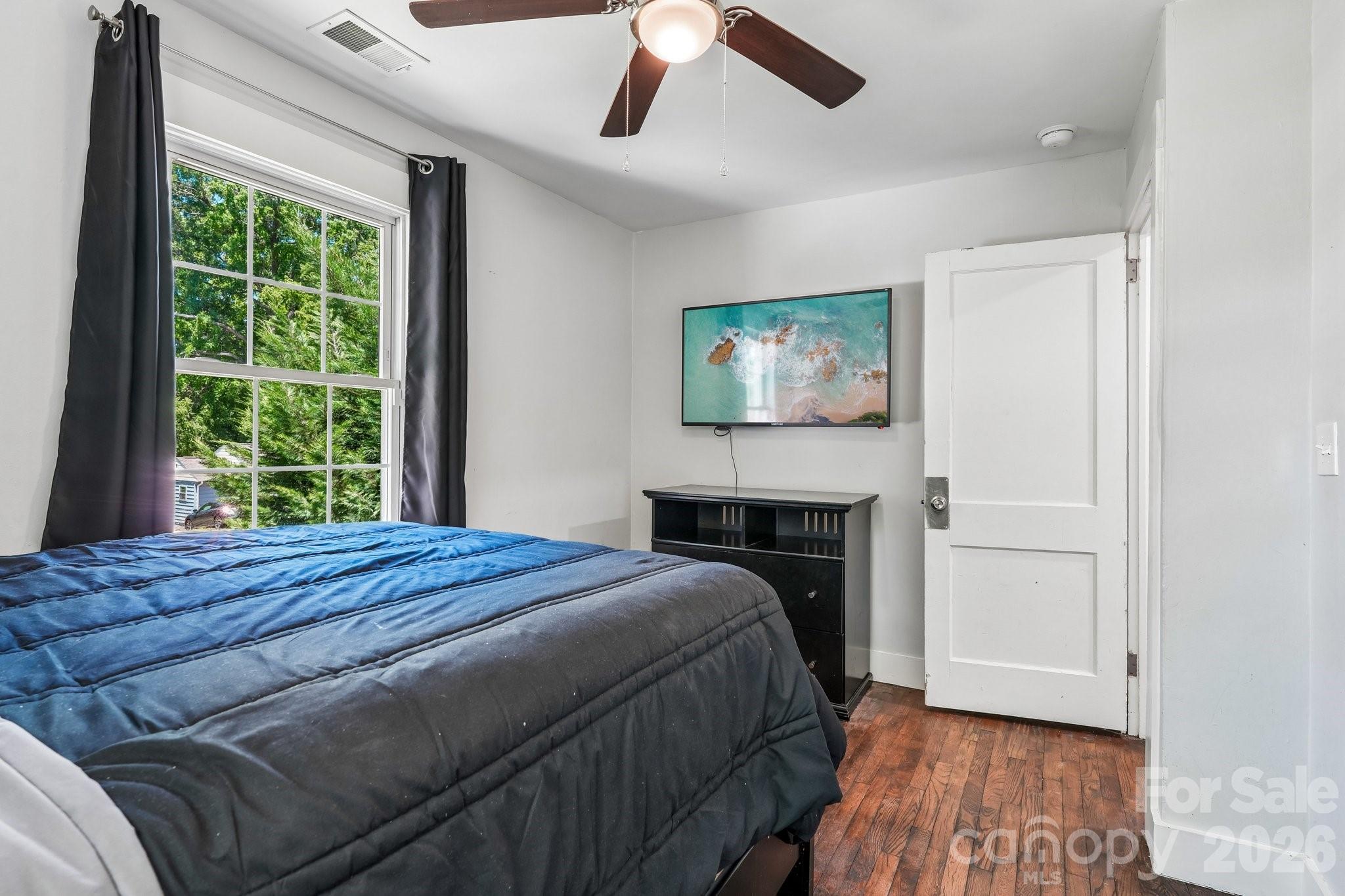 1824 Double Oaks Road — Charlotte