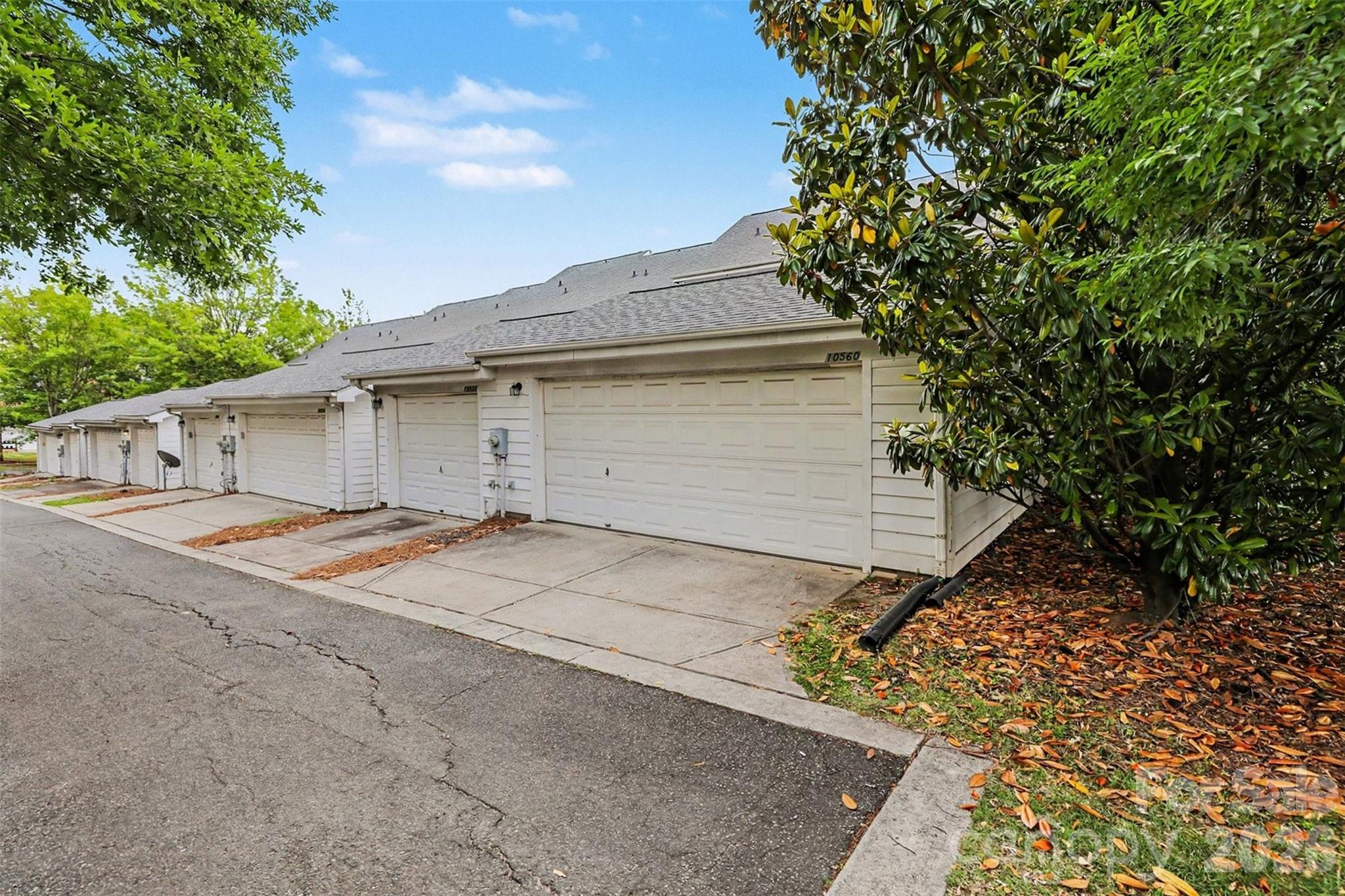 10560 Rocky Ford Club Road — Charlotte
