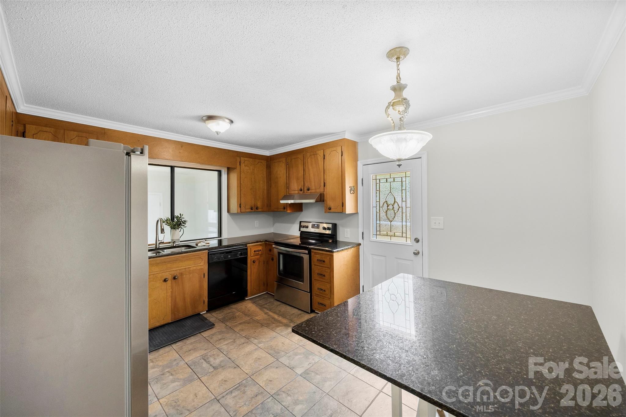 22 Forest Hill Road — Belmont